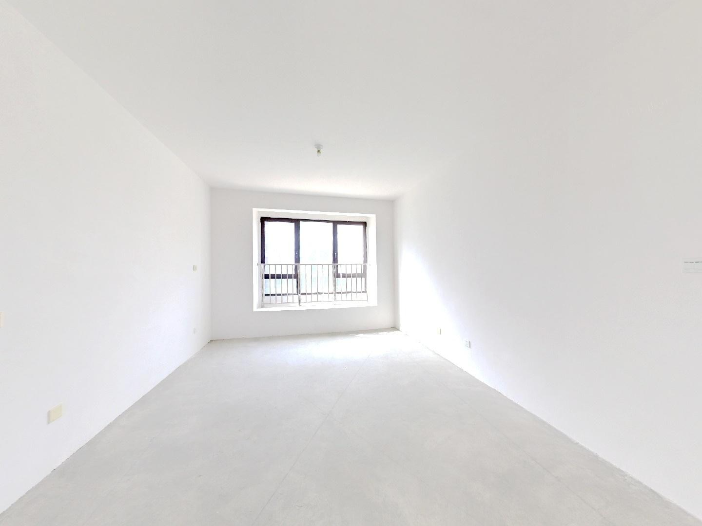 万濠山庄 4室2厅2卫 166m&sup2;