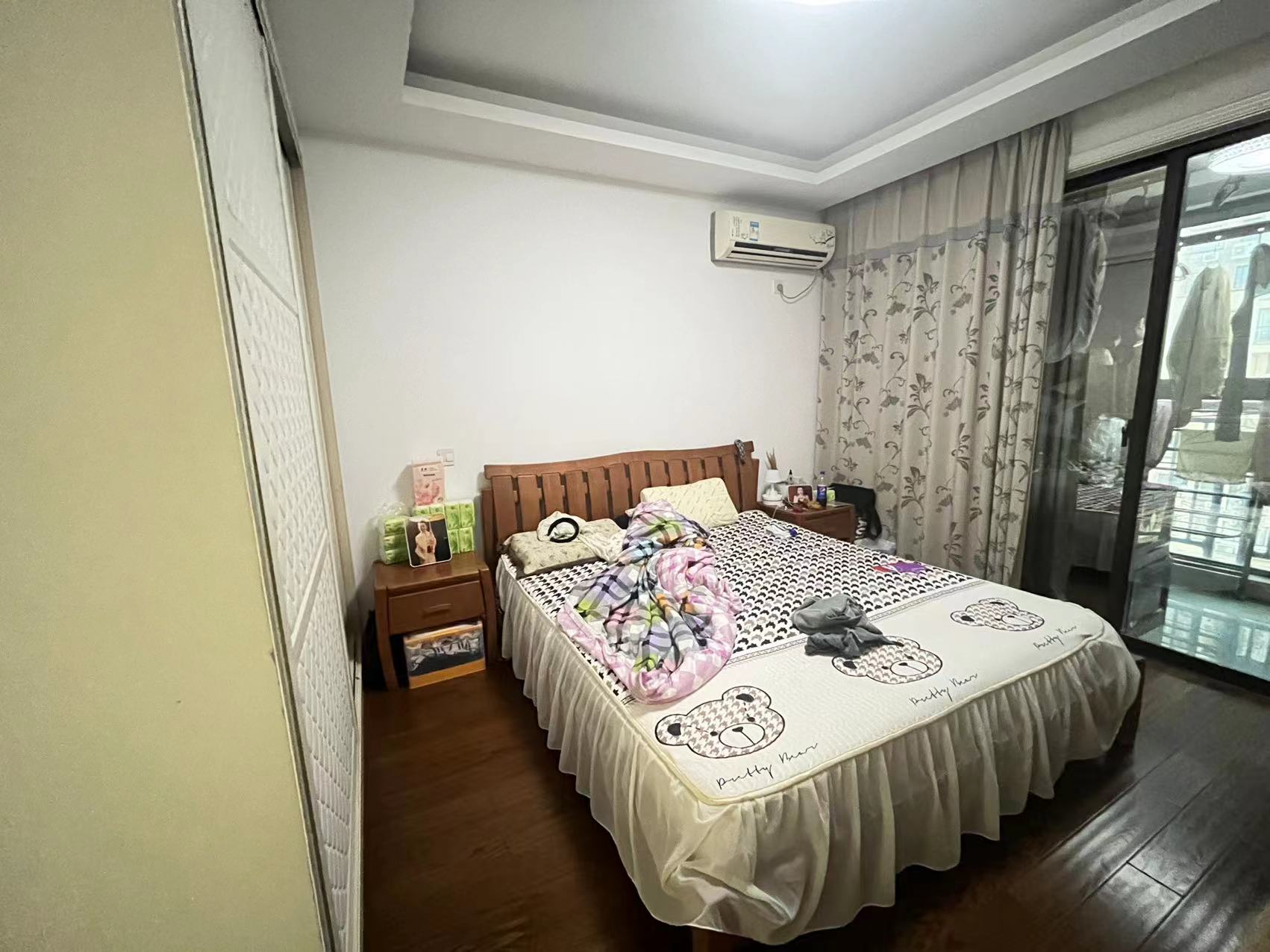 华强城 3室2厅2卫 116.00m&sup2;