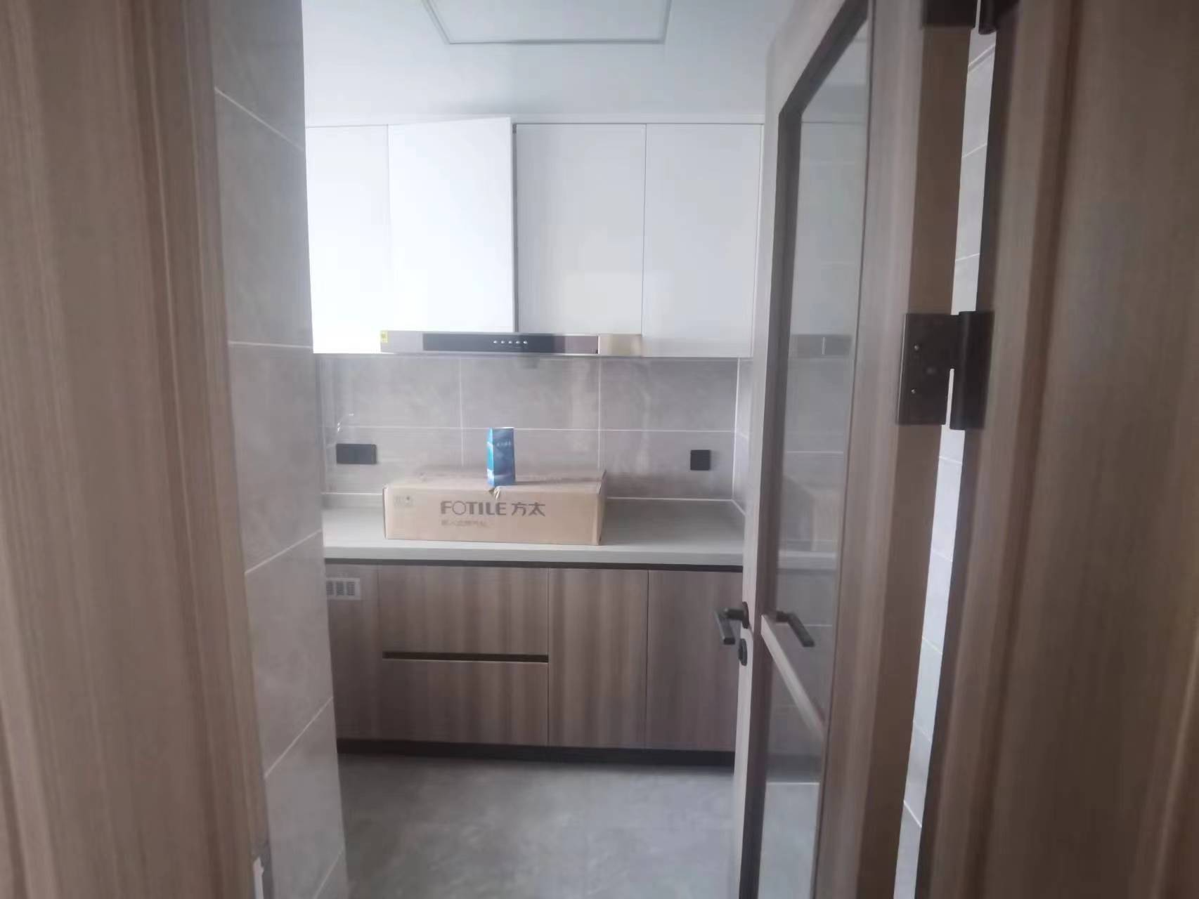 湖山源著 3室2厅2卫 99m&sup2;