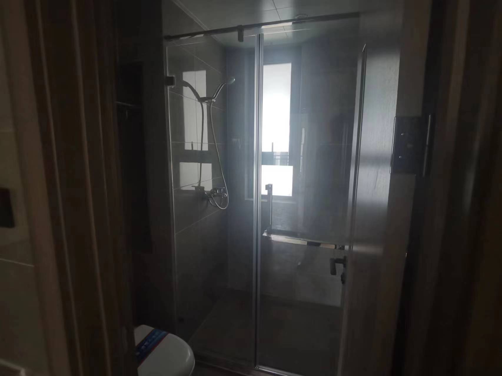 湖山源著 3室2厅2卫 99m&sup2;