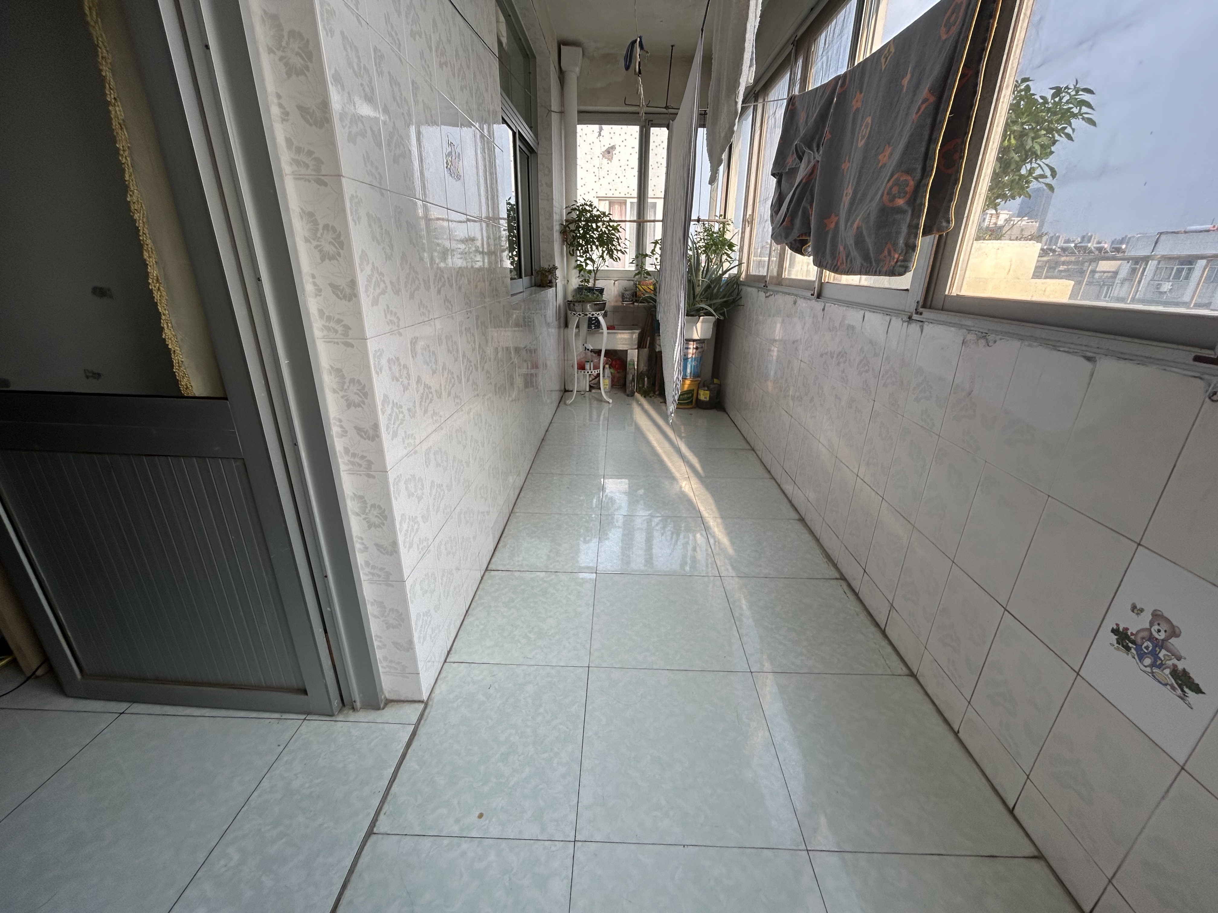 八角亭小区 3室2厅1卫 112m&sup2;