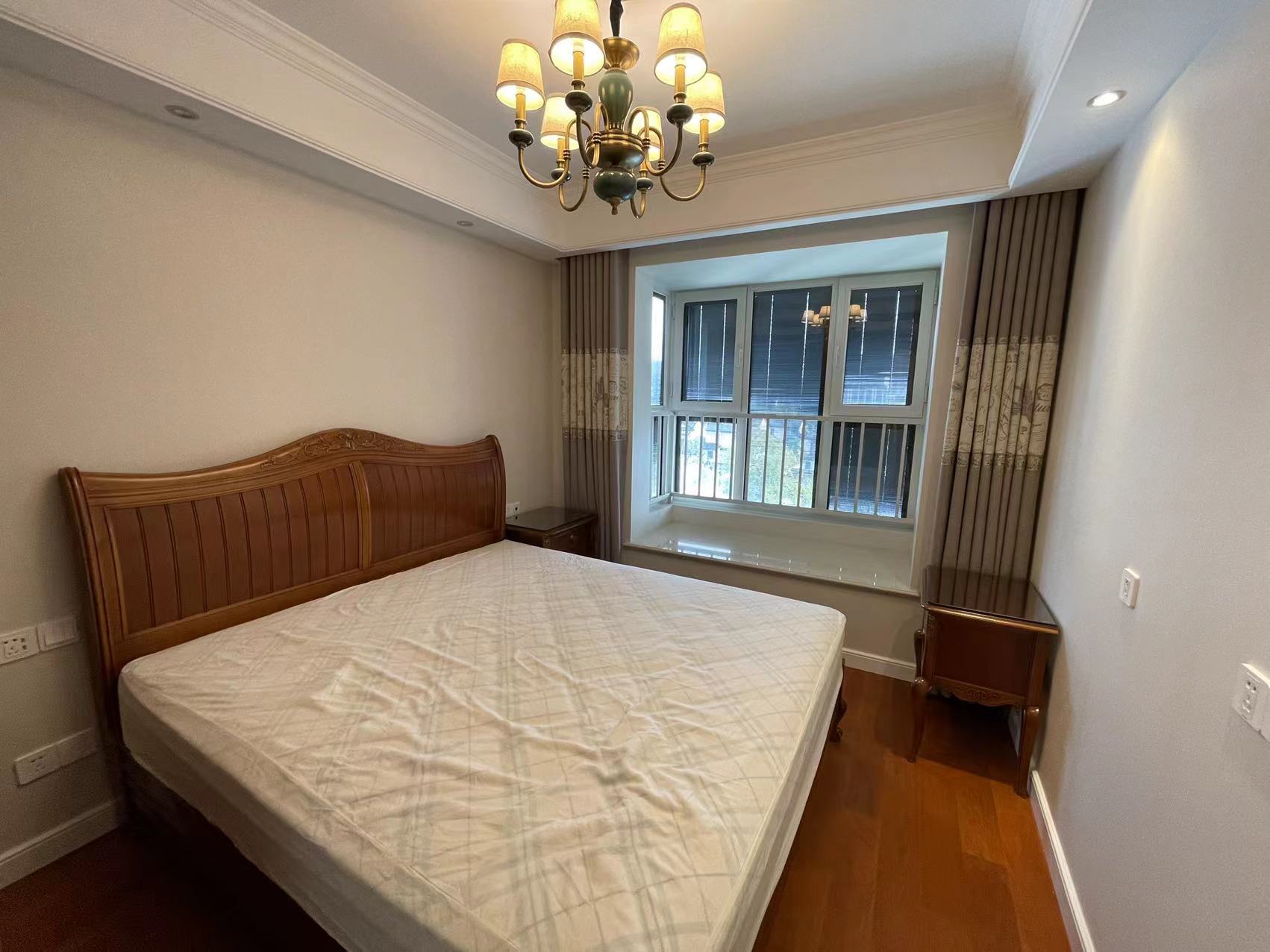 融创盛和九里桃源 4室2厅2卫 143.53m&sup2;