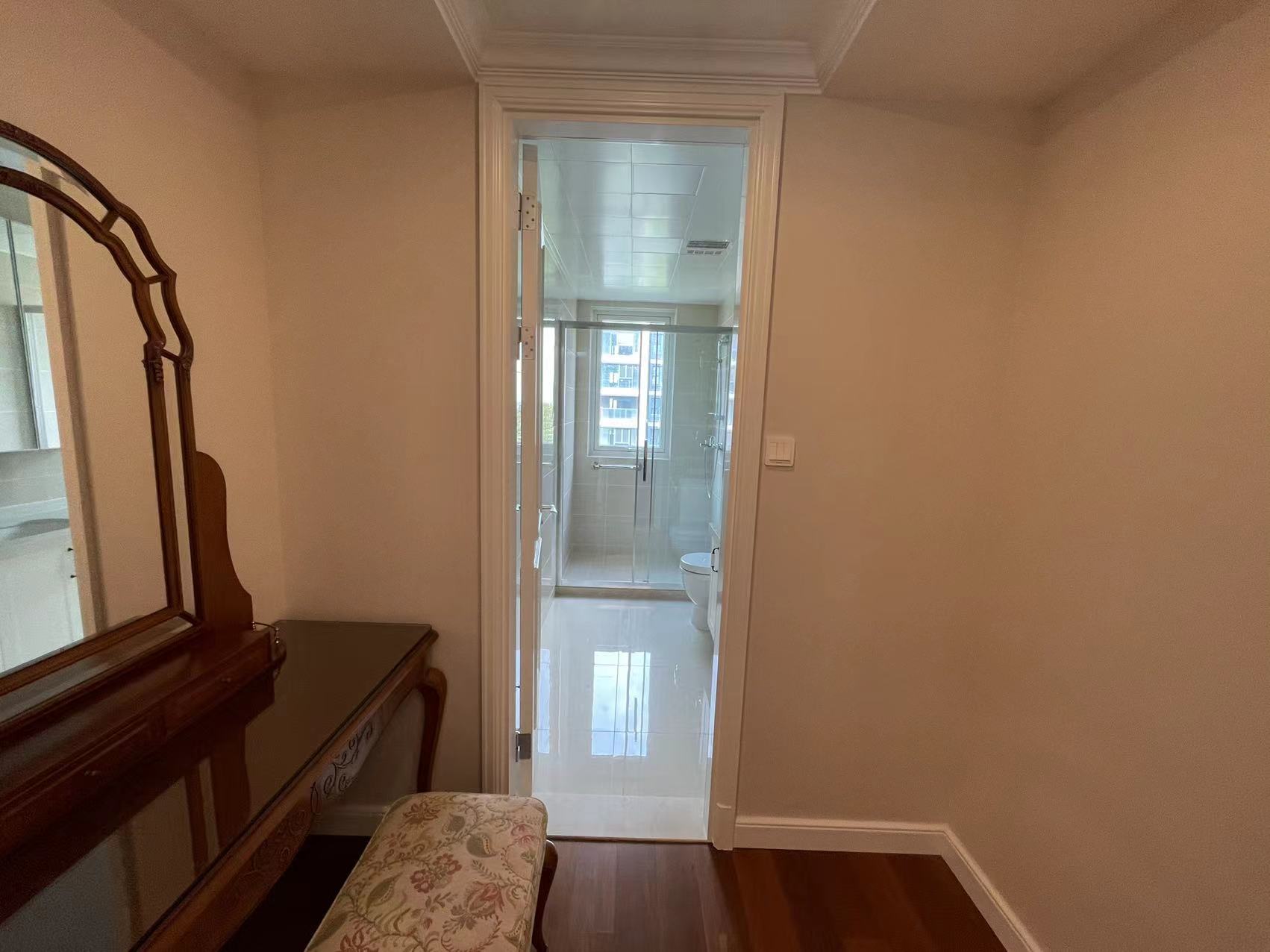 融创盛和九里桃源 4室2厅2卫 143.53m&sup2;