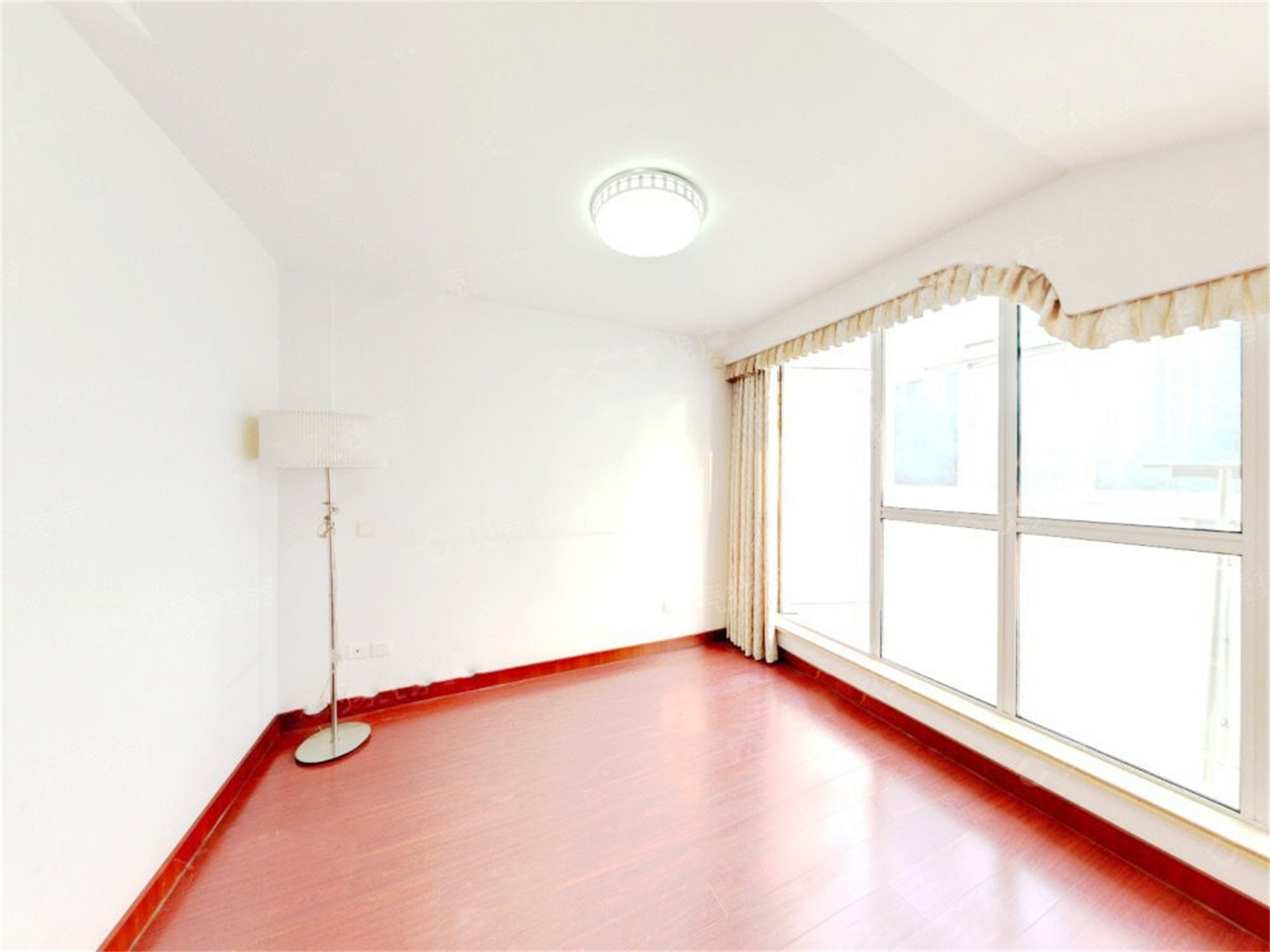 兆丰嘉园 4室2厅2卫 306m&sup2;