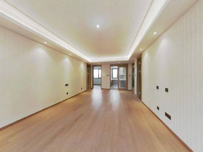 龙湖天宸源著 3室2厅2卫 117m&sup2;