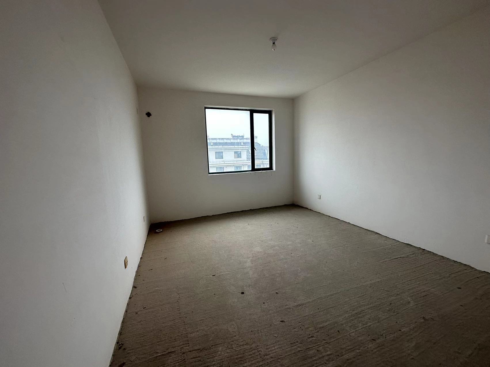 水榭花都 4室2厅2卫 155.63m&sup2;