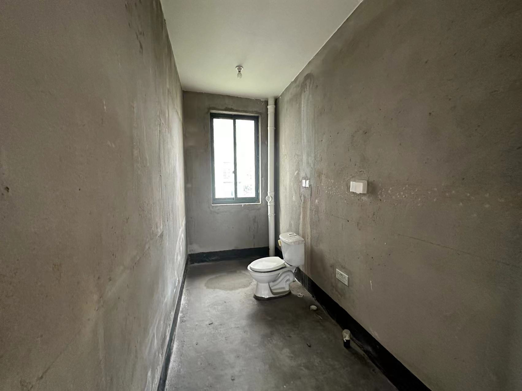 水榭花都 4室2厅2卫 155.63m&sup2;