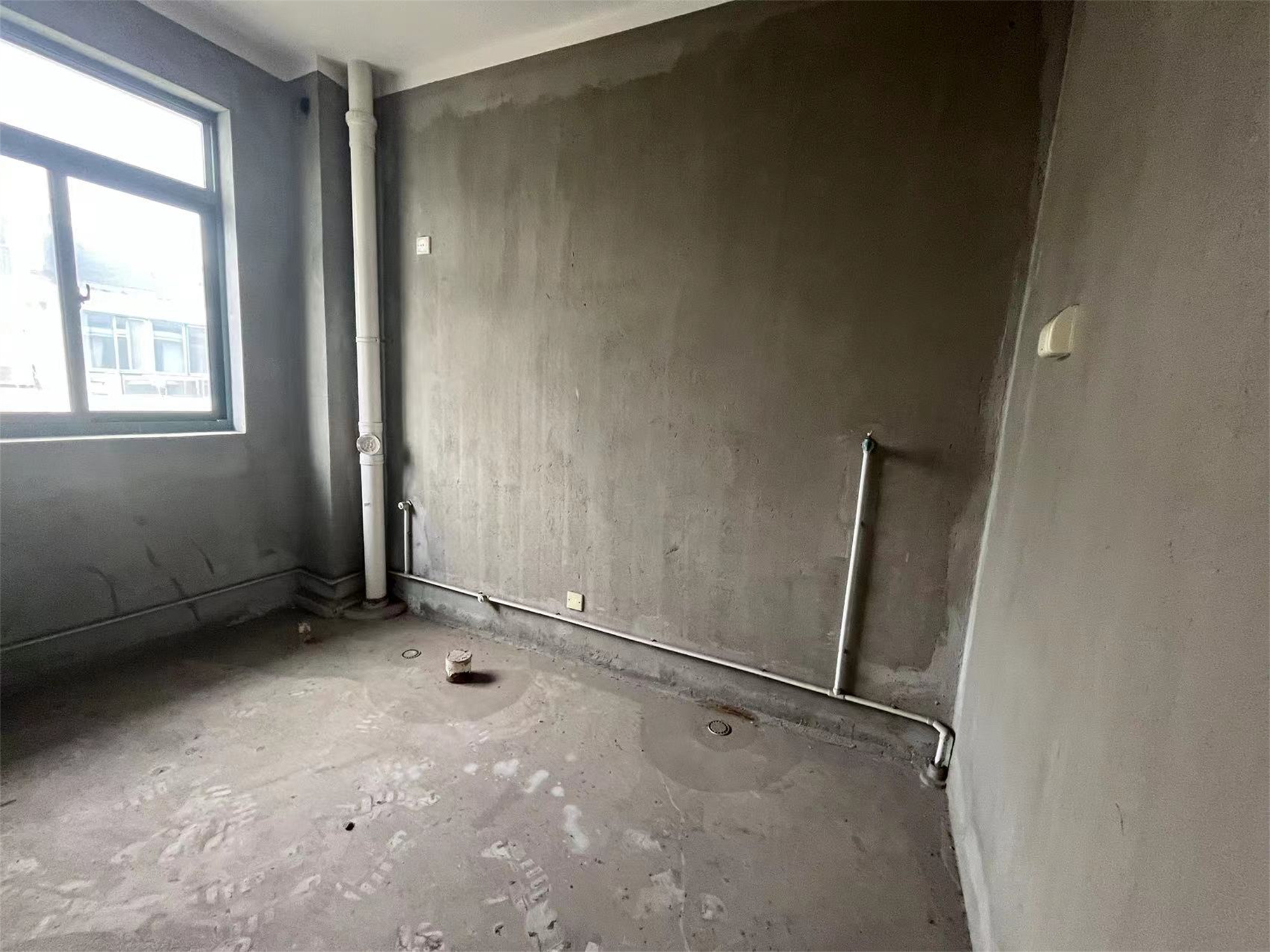 凤凰莱茵苑 4室3厅3卫 212.87m&sup2;