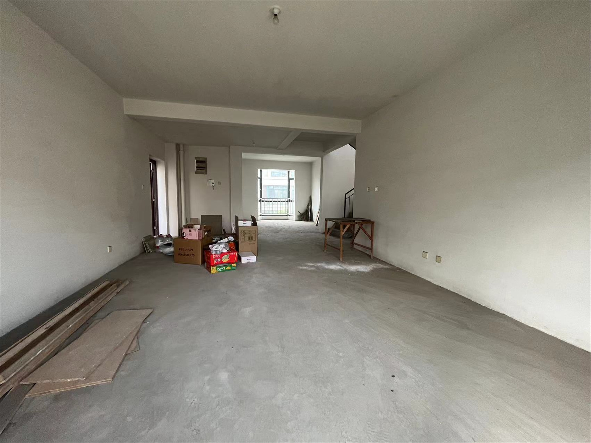 凤凰莱茵苑 4室3厅3卫 212.87m&sup2;