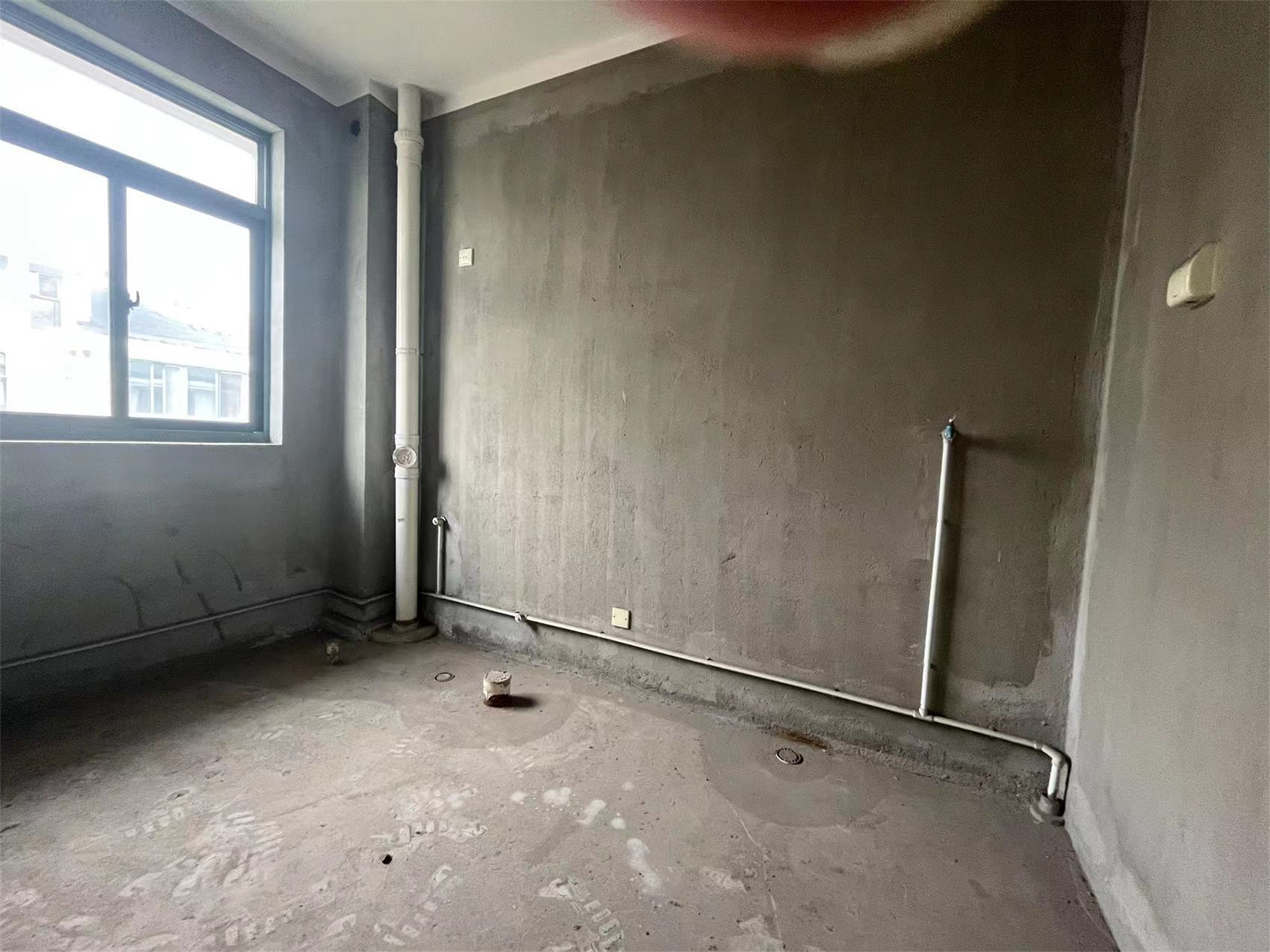 凤凰莱茵苑 4室3厅3卫 212.87m&sup2;