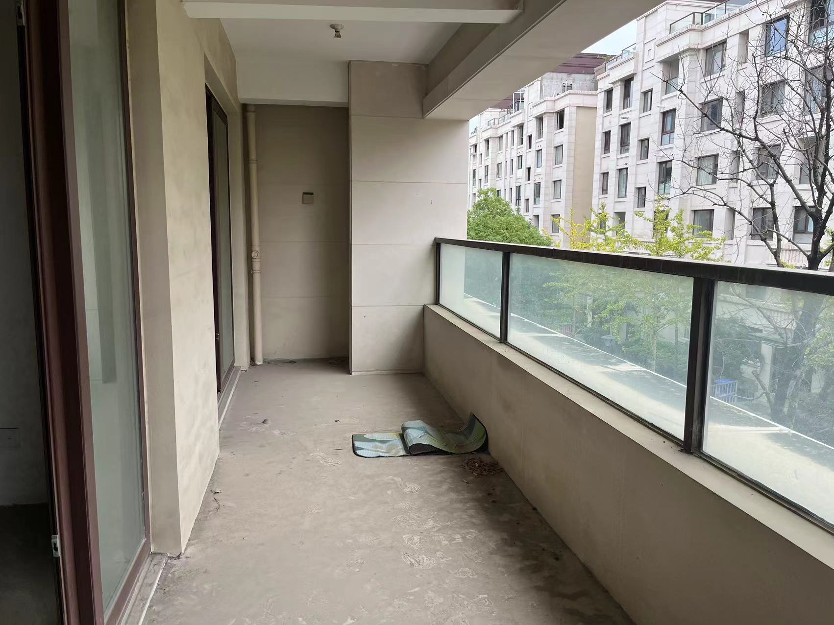 城山隐花苑 3室2厅2卫 138.00m&sup2;