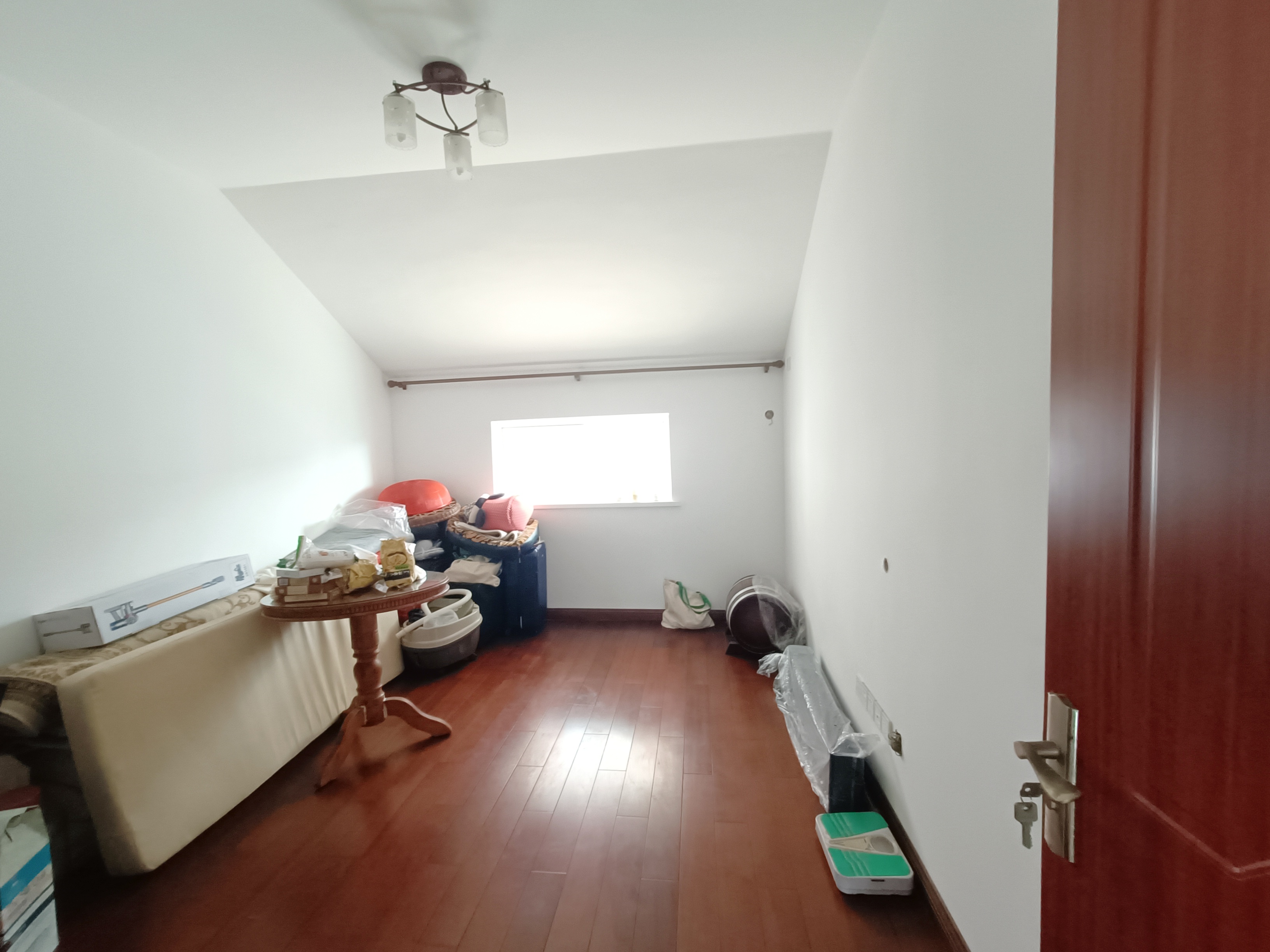 金辉花园 3室2厅2卫 220.00m&sup2;