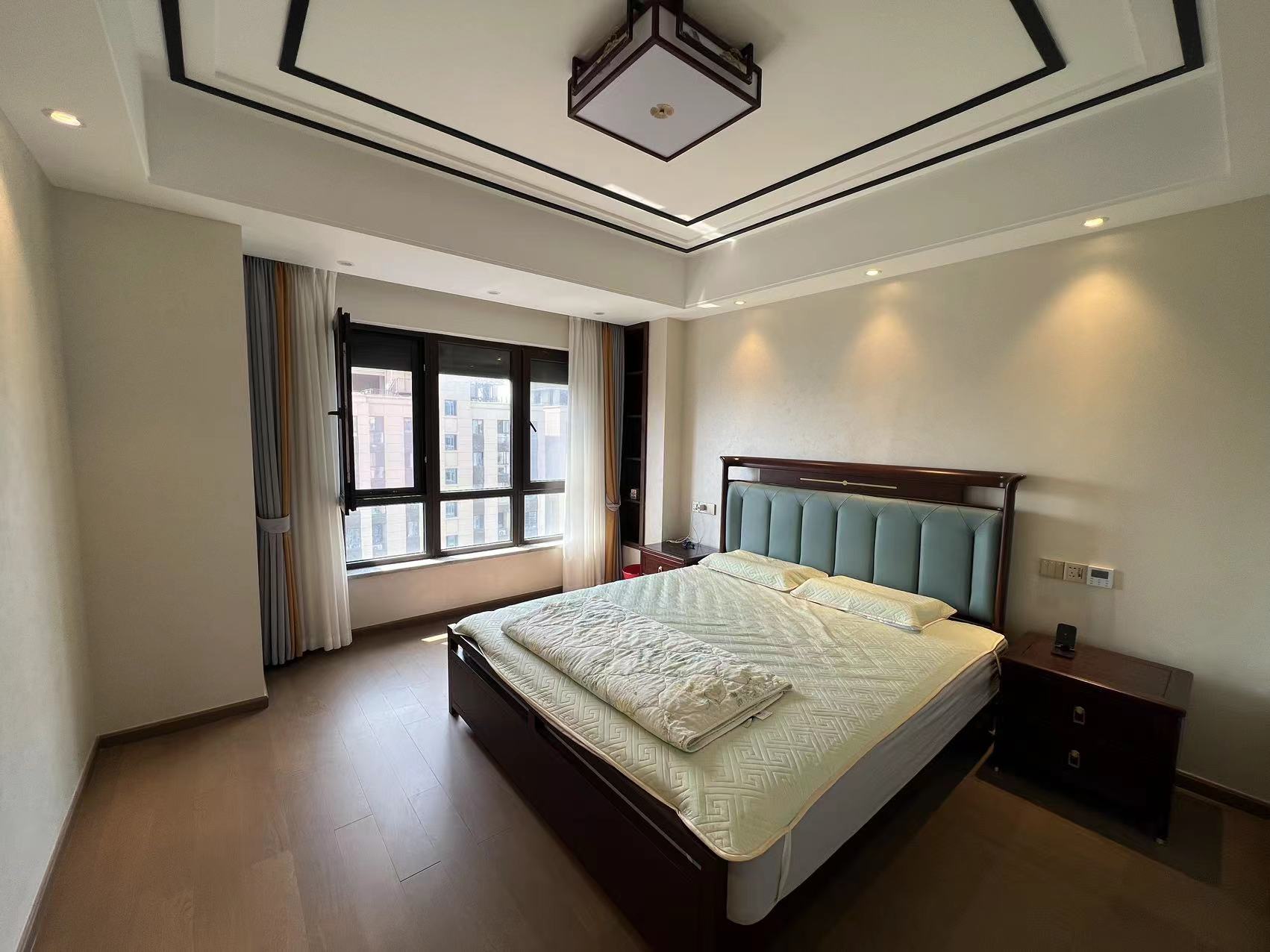 上悦城 3室2厅2卫 143.00m&sup2;