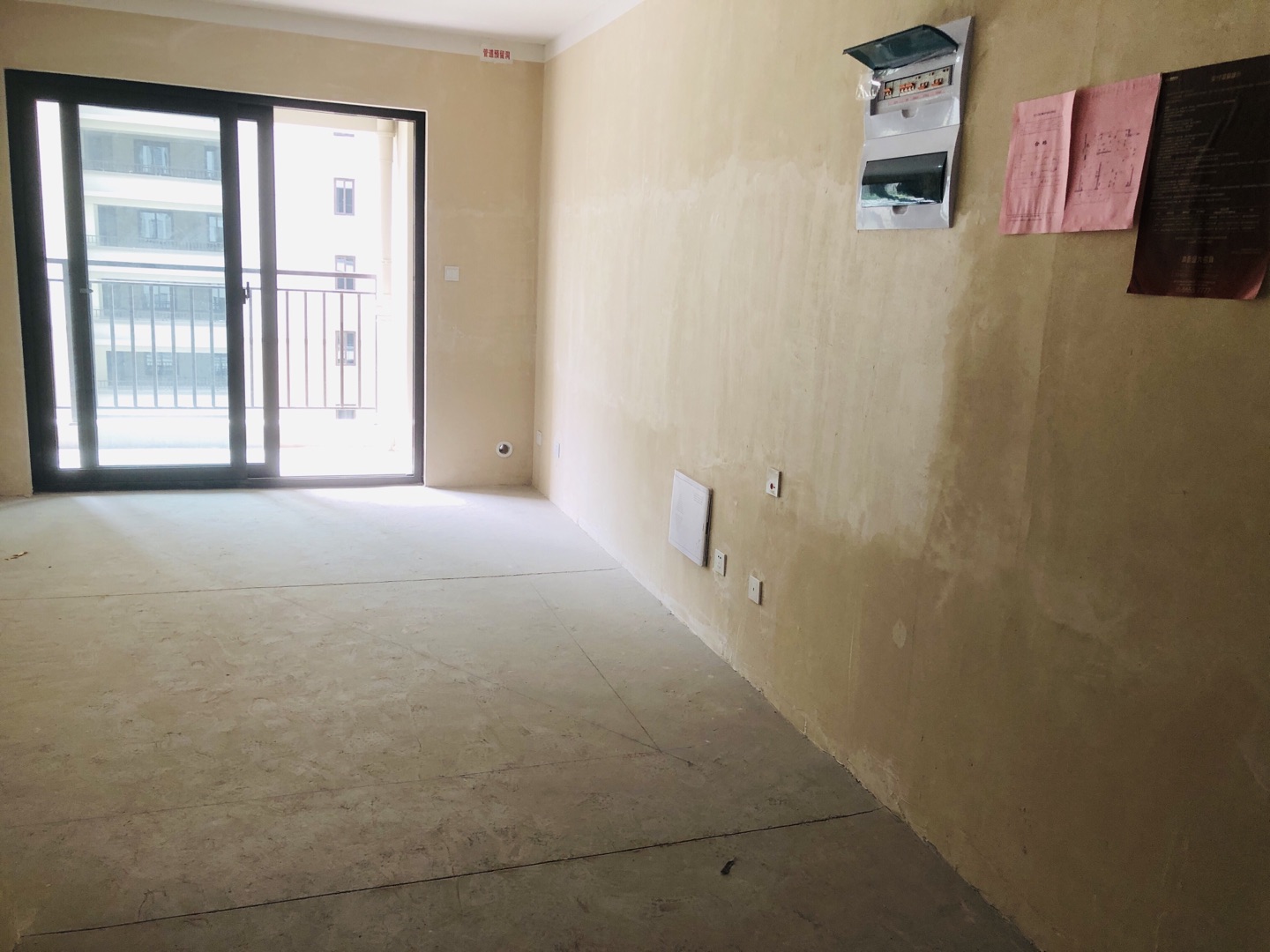 绿地江海图 3室2厅1卫 100.00m²