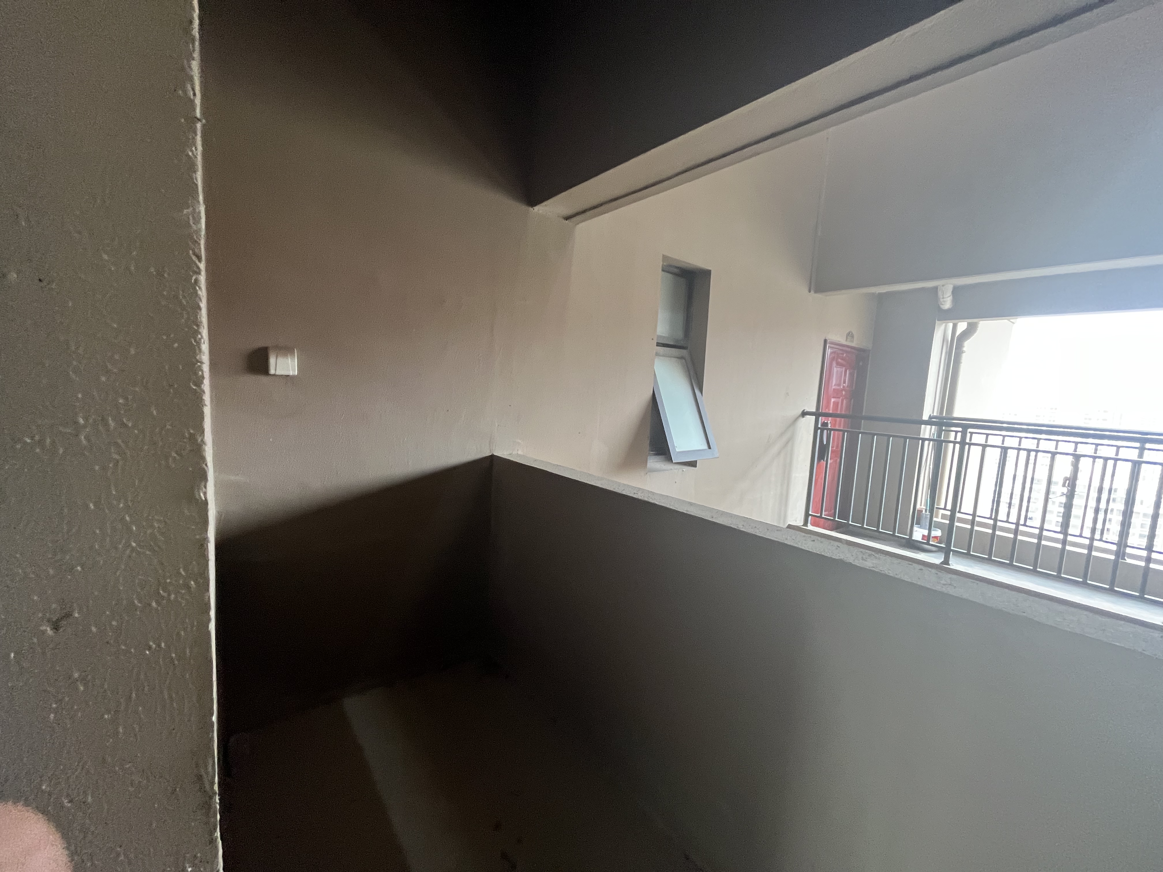 中港翡翠城 2室2厅1卫 90m&sup2;