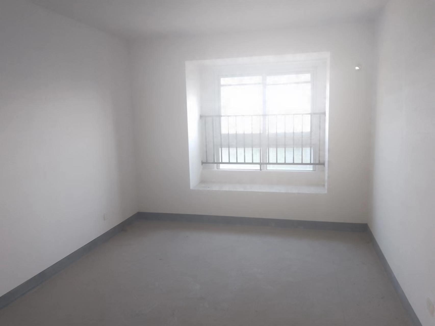 新城香溢紫郡 4室2厅2卫 138m&sup2;