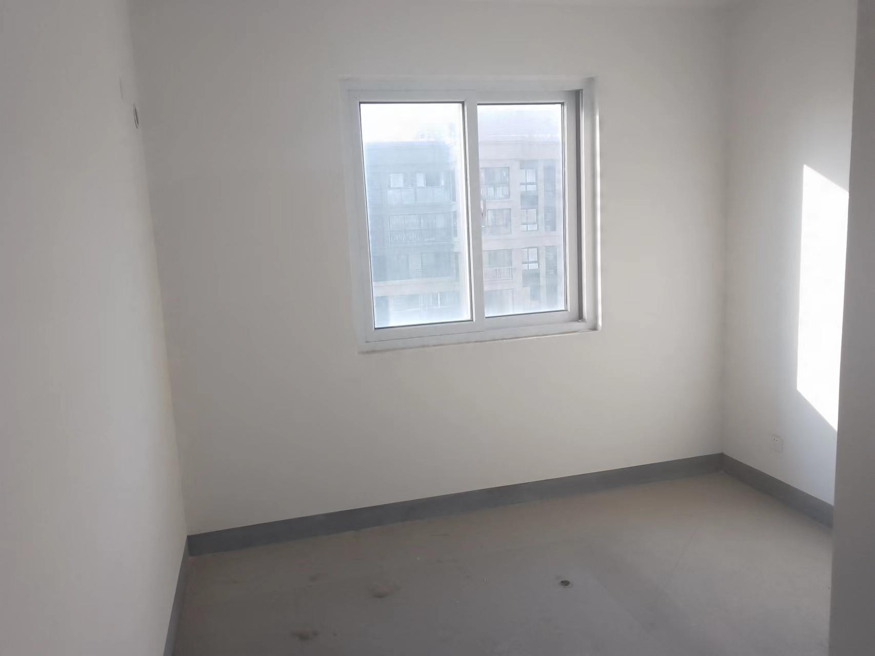 新城香溢紫郡 4室2厅2卫 138m&sup2;
