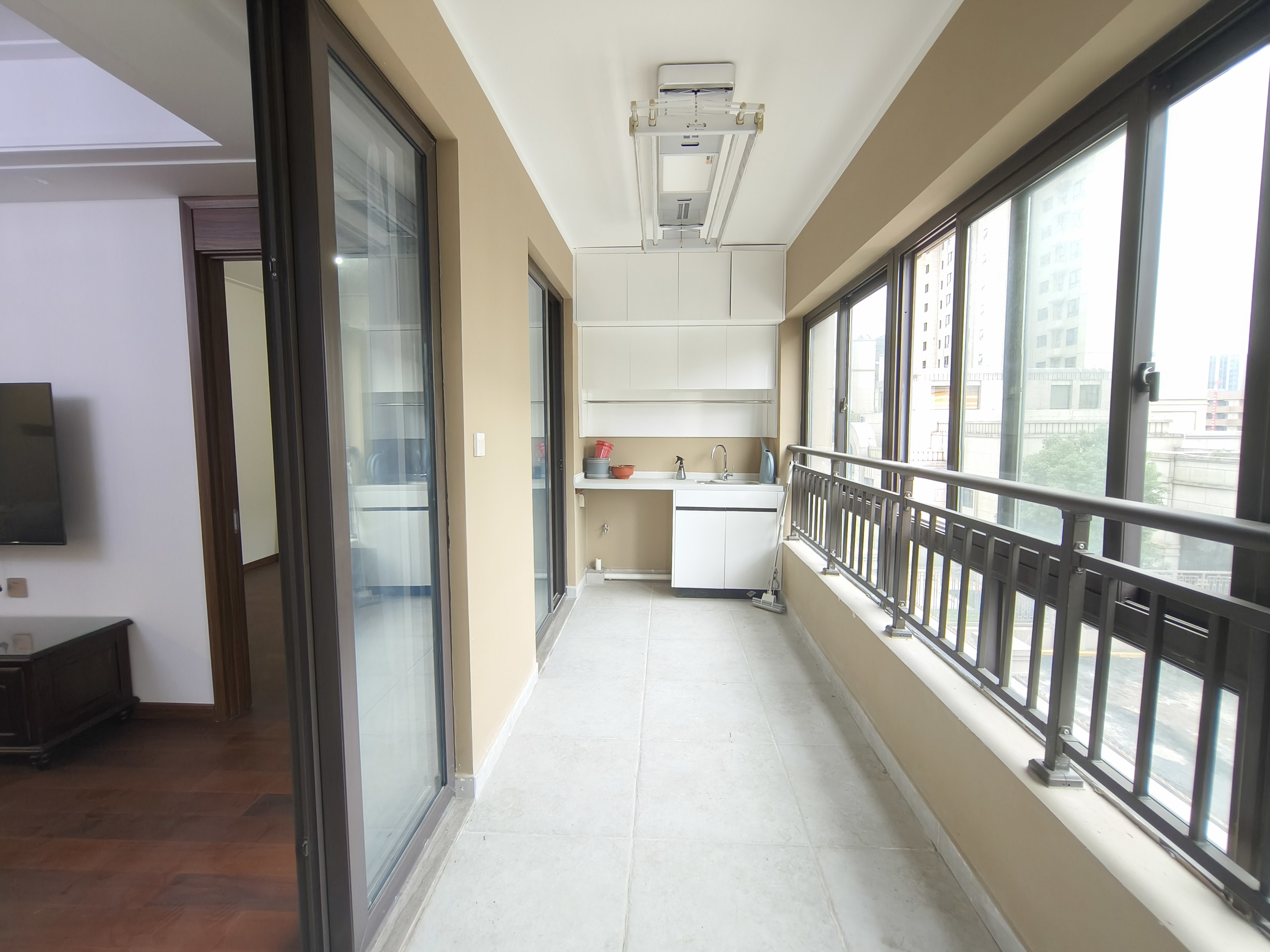 中南万科大都会 4室2厅2卫 154m²