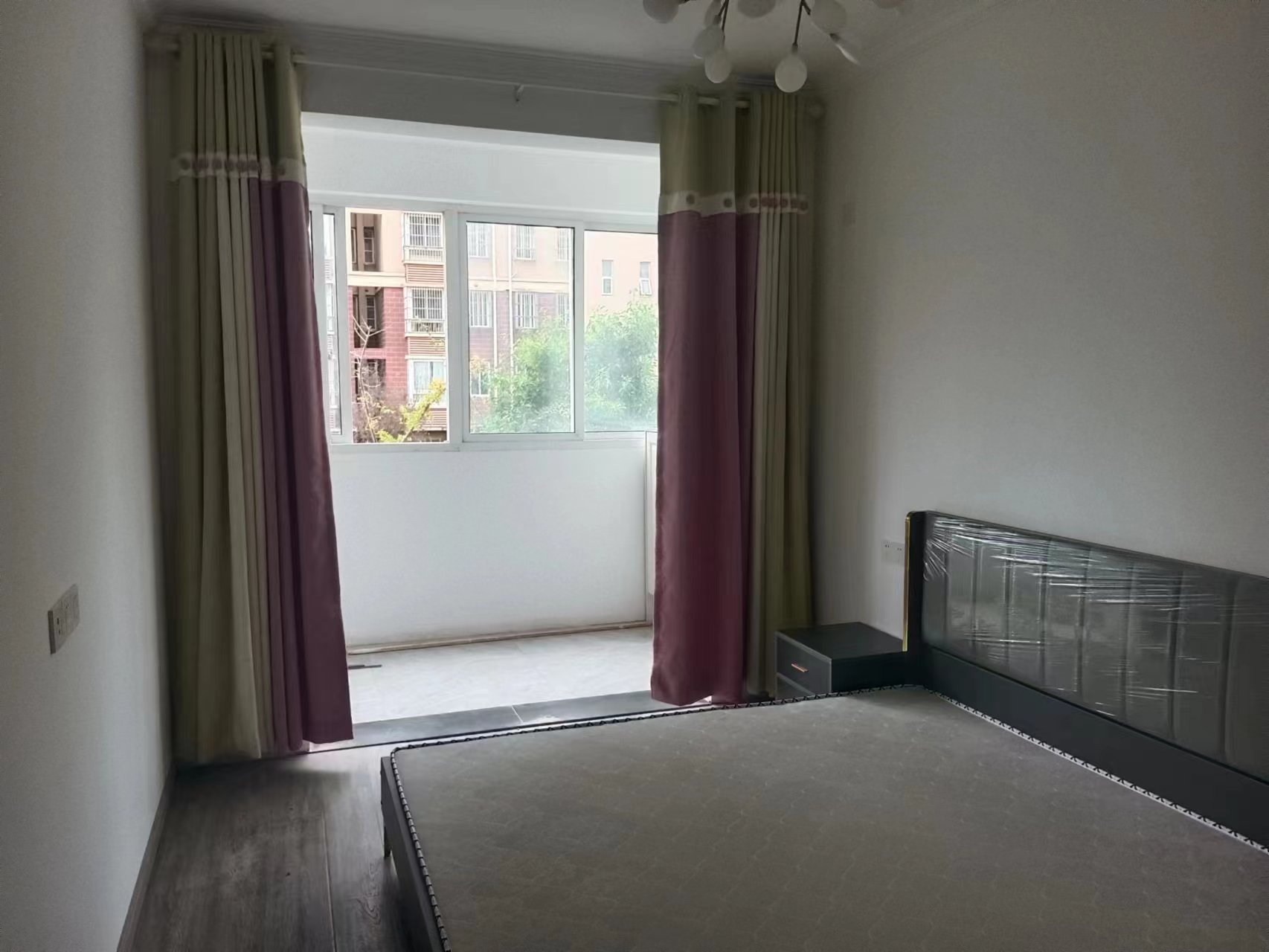 天熹苑 3室2厅2卫 133m&sup2;