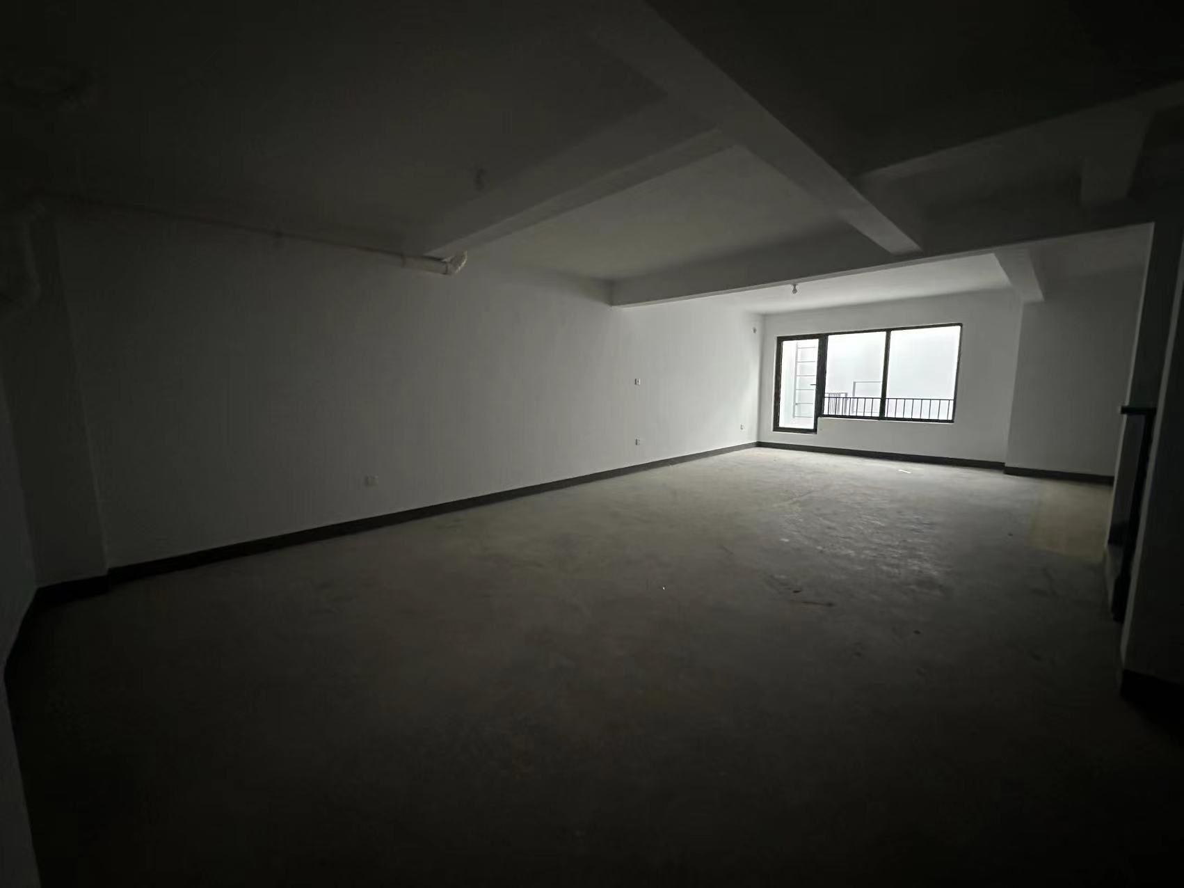 招商新城雍景湾 4室2厅2卫 168m&sup2;
