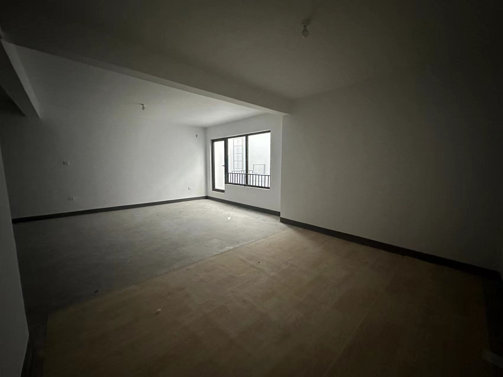 招商新城雍景湾 4室2厅2卫 168m&sup2;