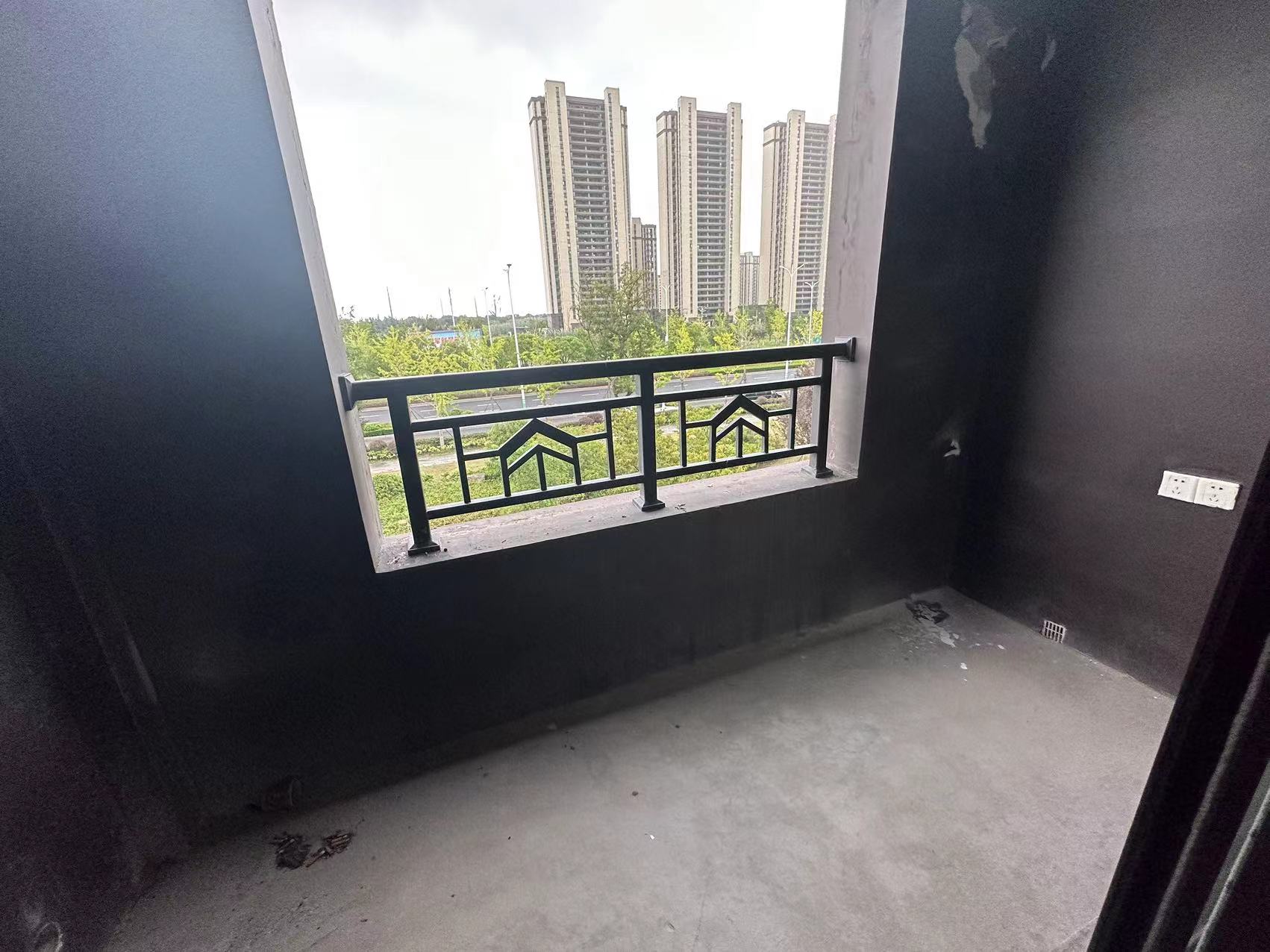 招商新城雍景湾 4室2厅2卫 168m&sup2;