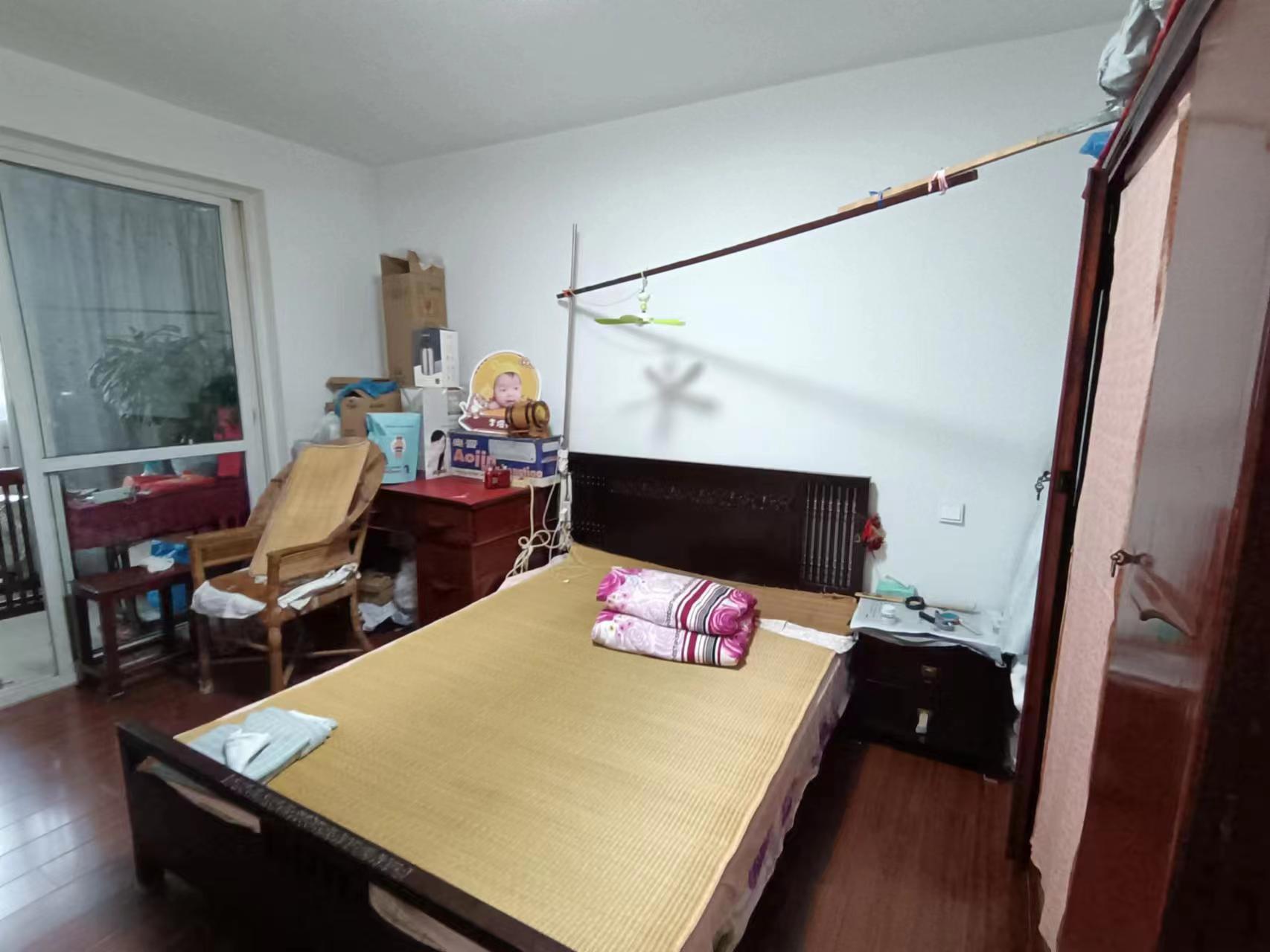 城港花苑西区 1室1厅1卫 51m&sup2;