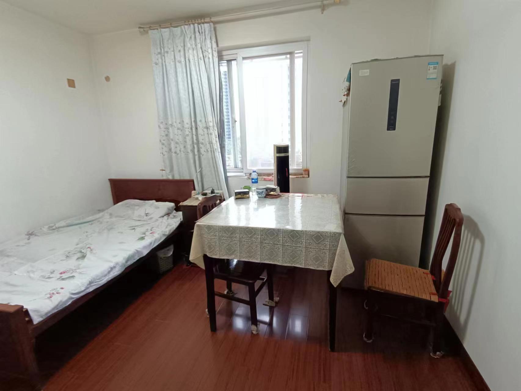 城港花苑西区 1室1厅1卫 51m&sup2;