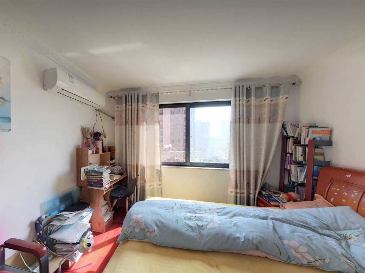 龙田花苑一期 3室2厅2卫 133m&sup2;