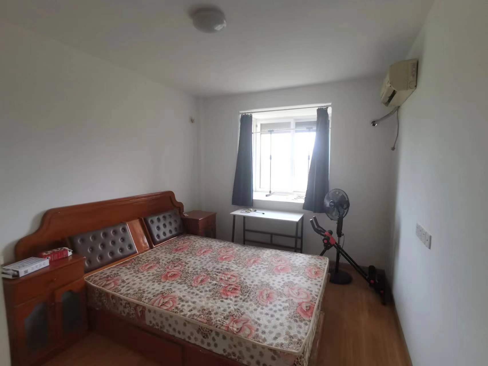 三里墩花苑四期 4室2厅2卫 82m&sup2;