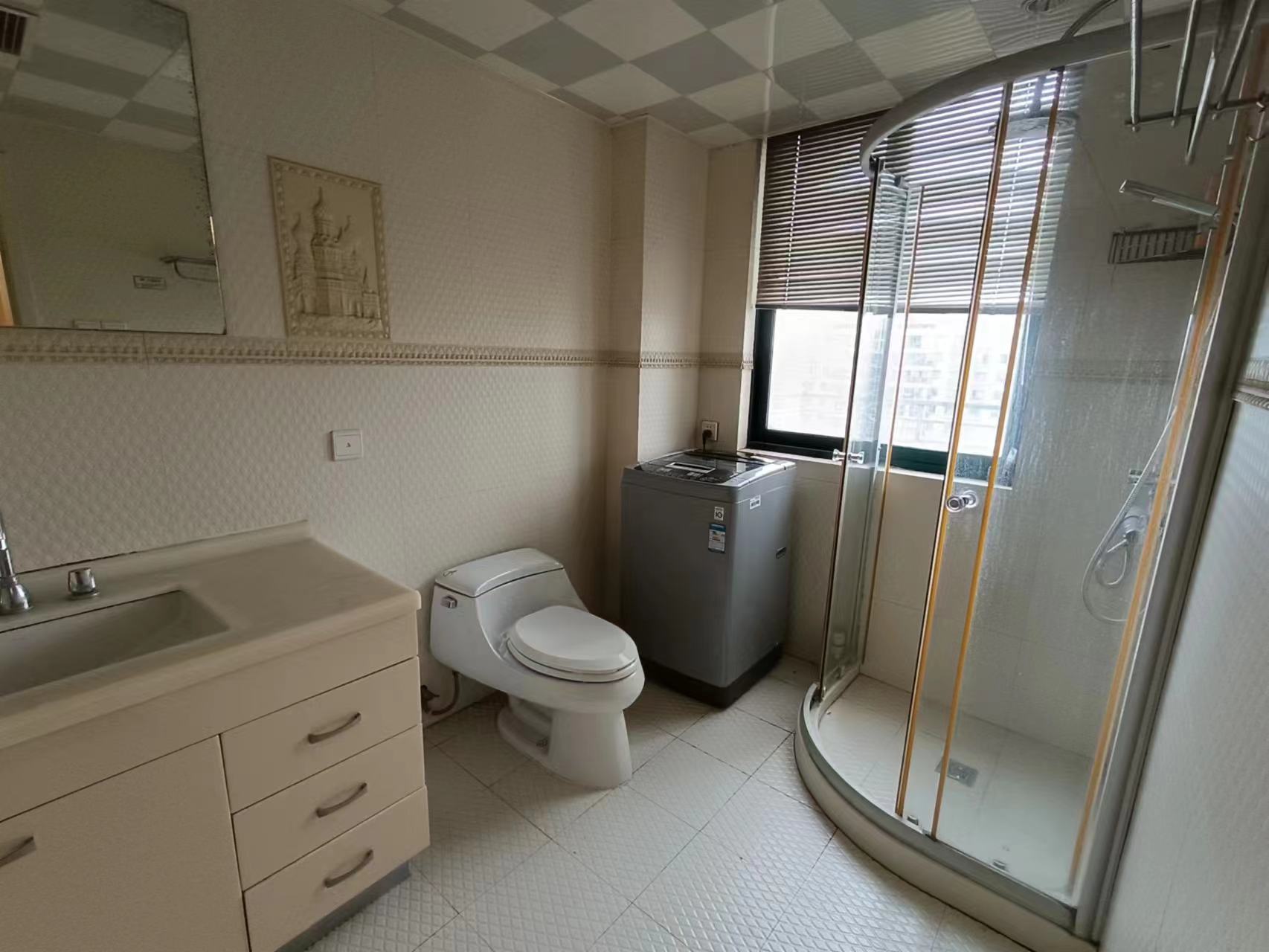 新城小区 3室2厅1卫 150.00m&sup2;