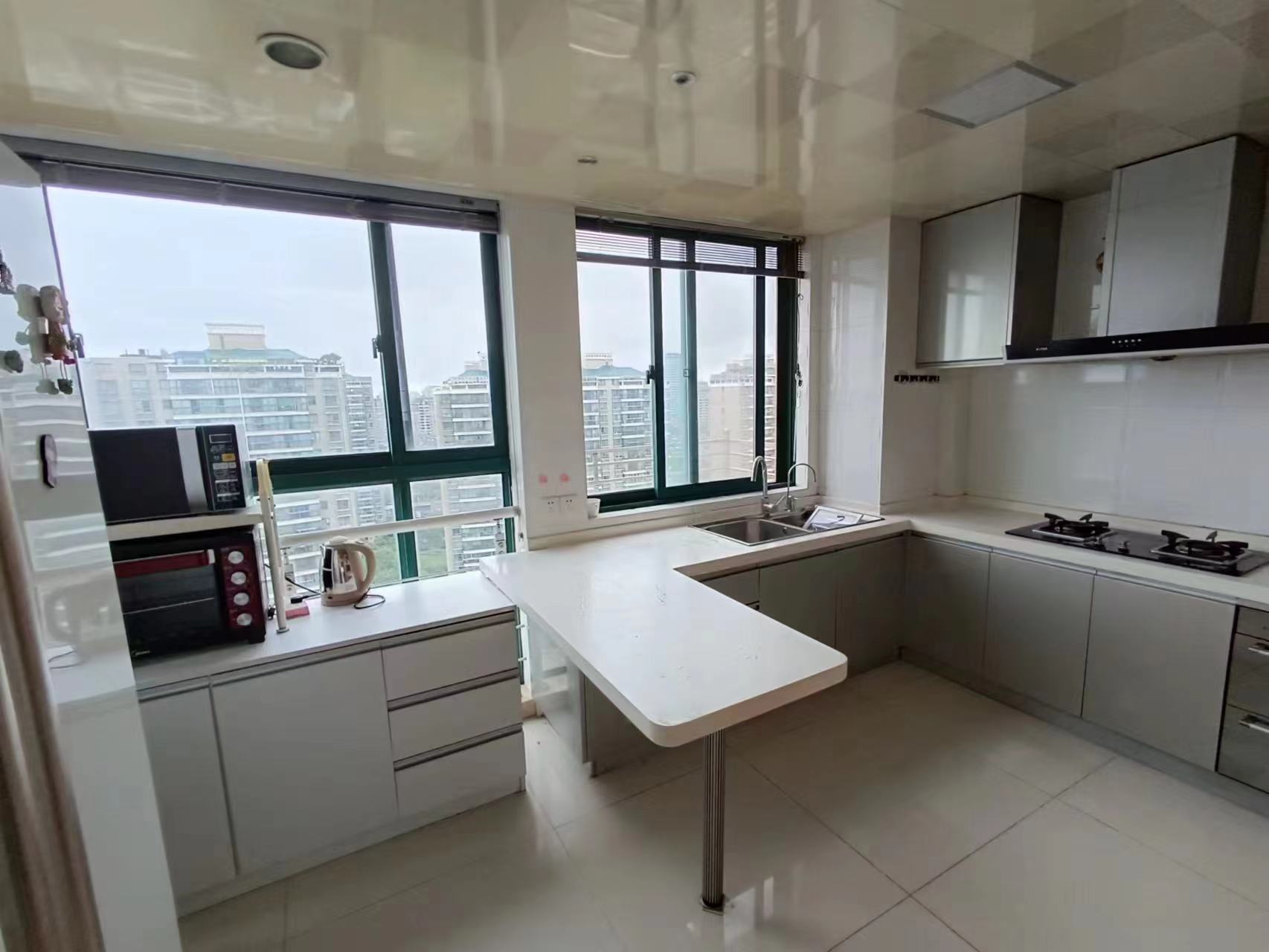新城小区 3室2厅1卫 150.00m&sup2;