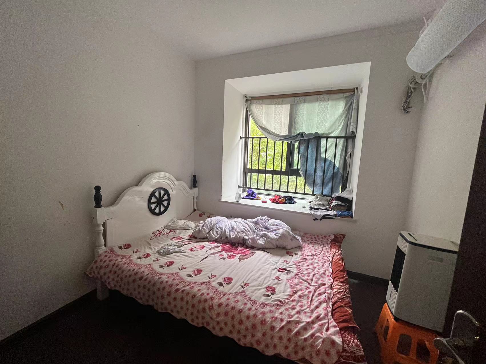 华强国际公馆 3室2厅2卫 280.00m&sup2;