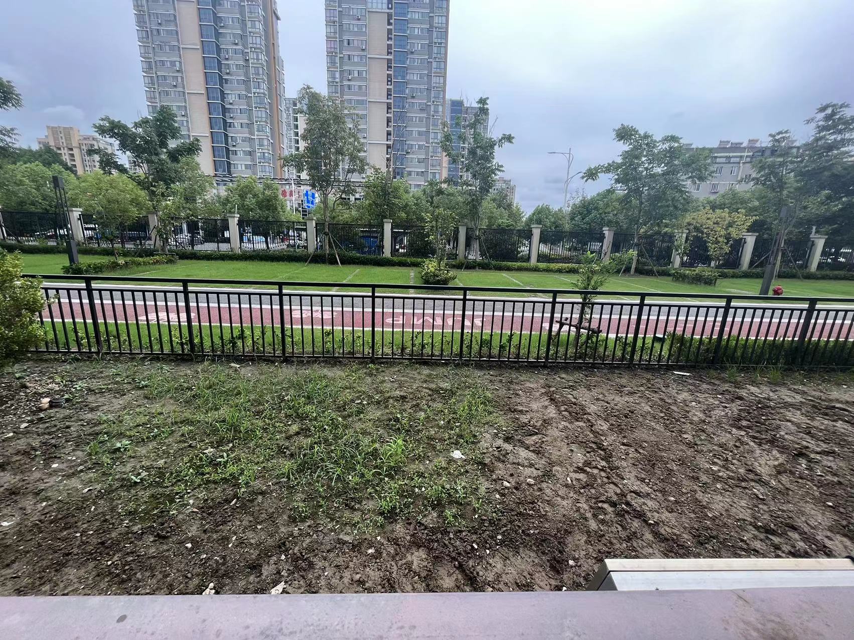 华强国际公馆 3室2厅2卫 280.00m&sup2;