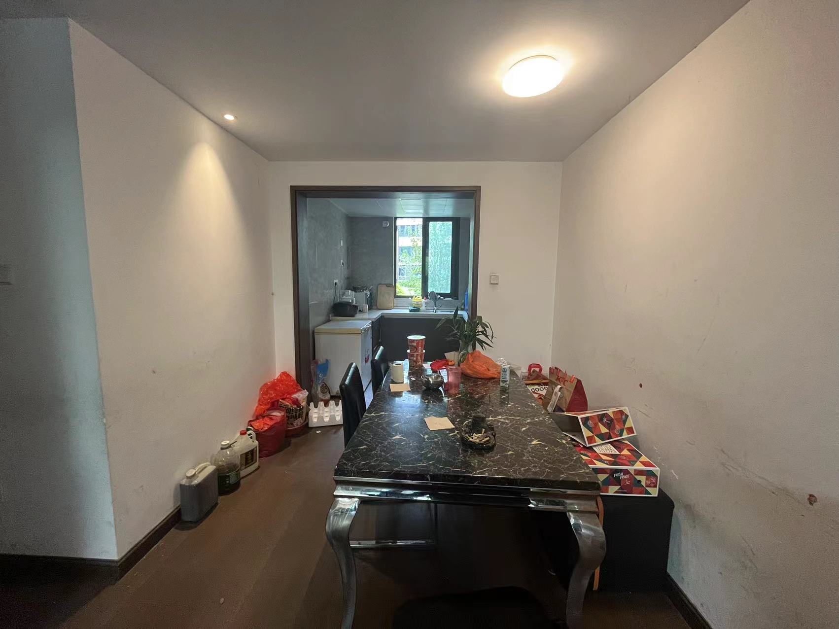 华强国际公馆 3室2厅2卫 280.00m&sup2;
