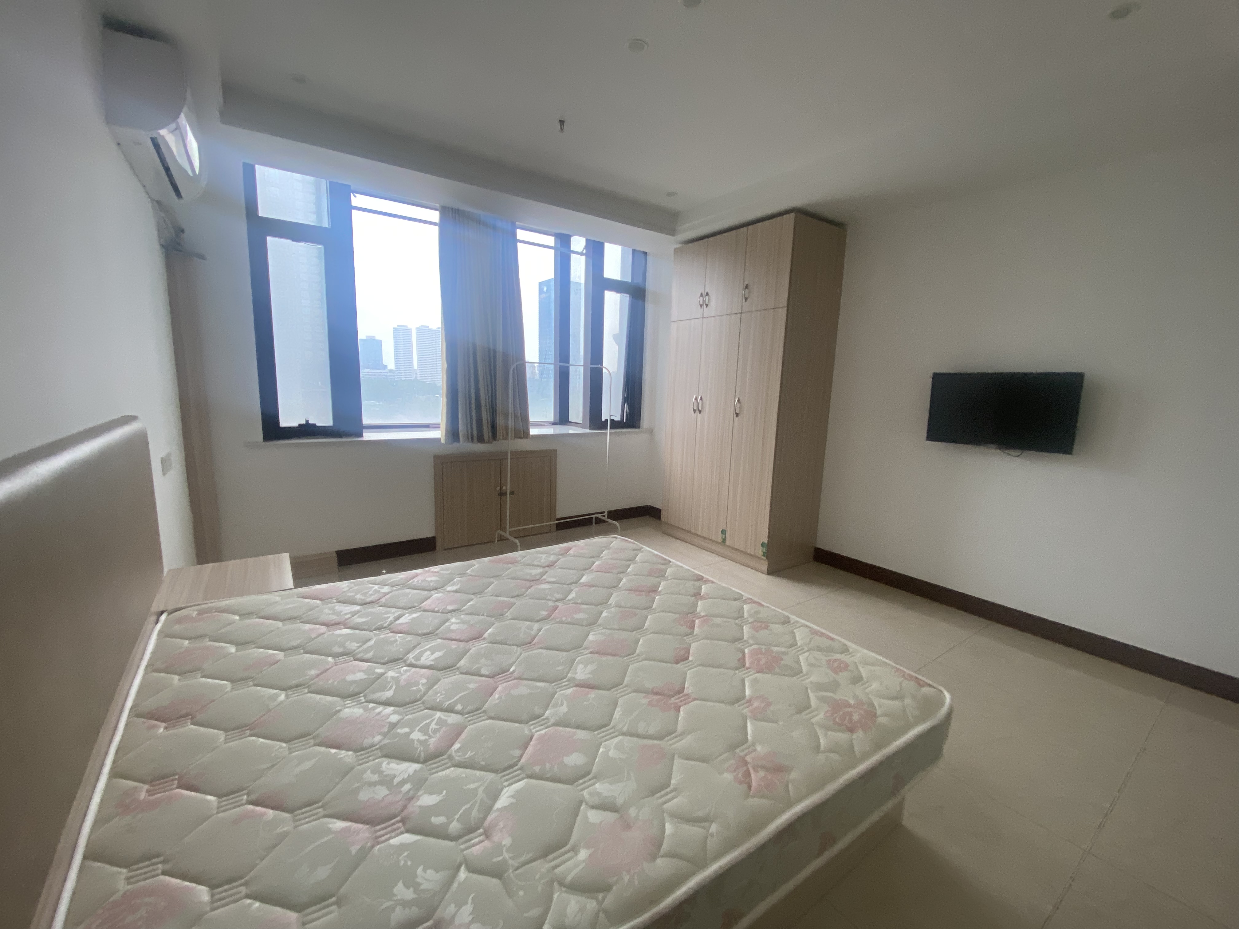 汇金国际 1室1厅1卫 57m&sup2;