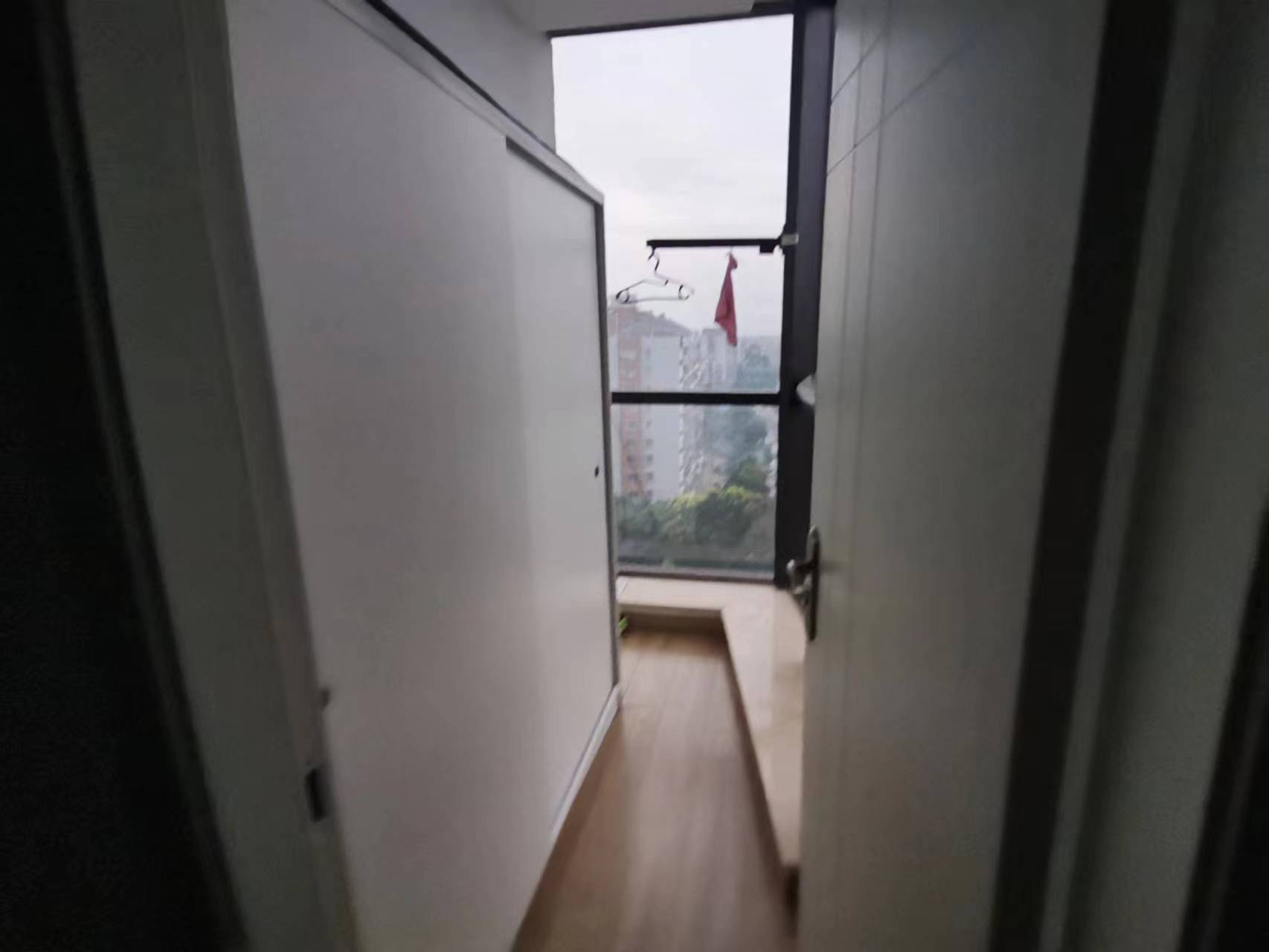 奥邦金座公寓 1室1厅1卫 60.00m²