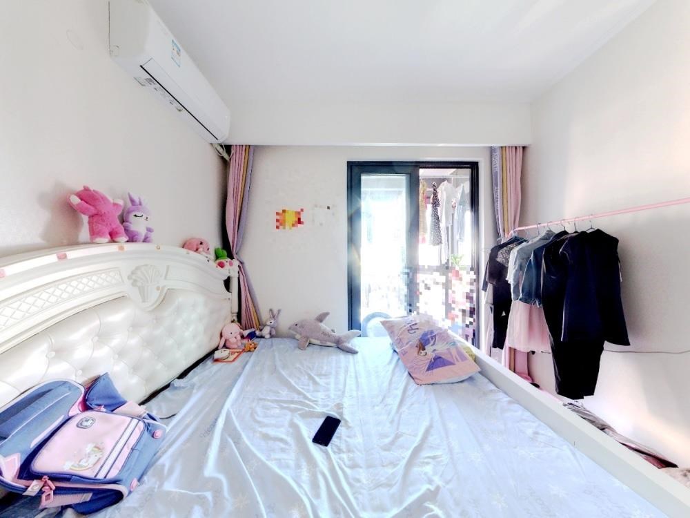 万科翡翠东第 3室2厅2卫 118m&sup2;
