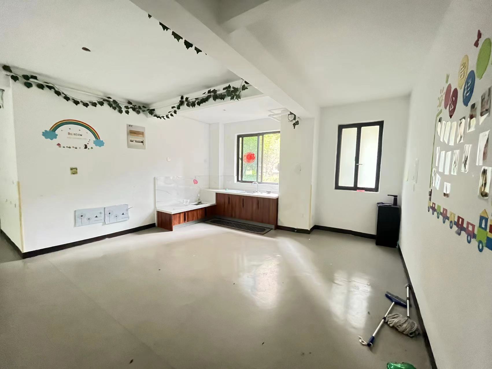 华强城 4室2厅2卫 166.00m²