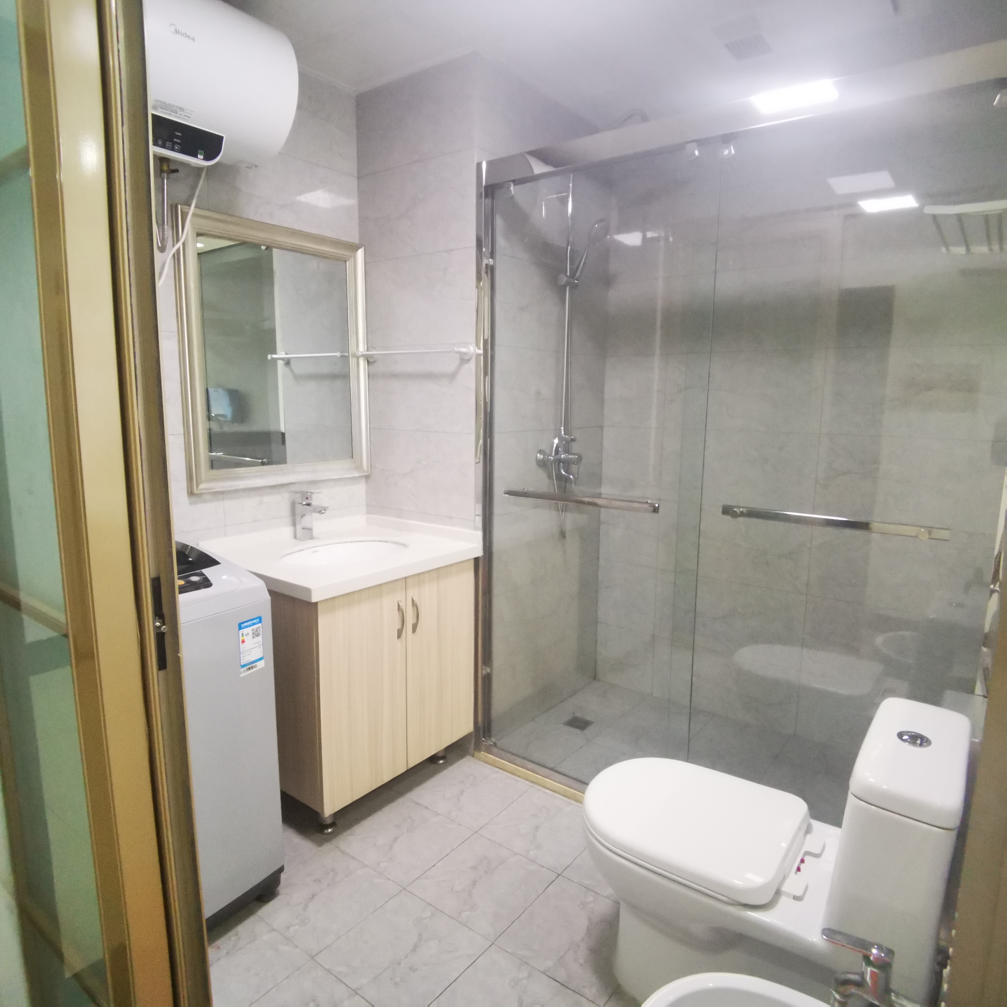 汇金国际 1室1厅1卫 54m&sup2;