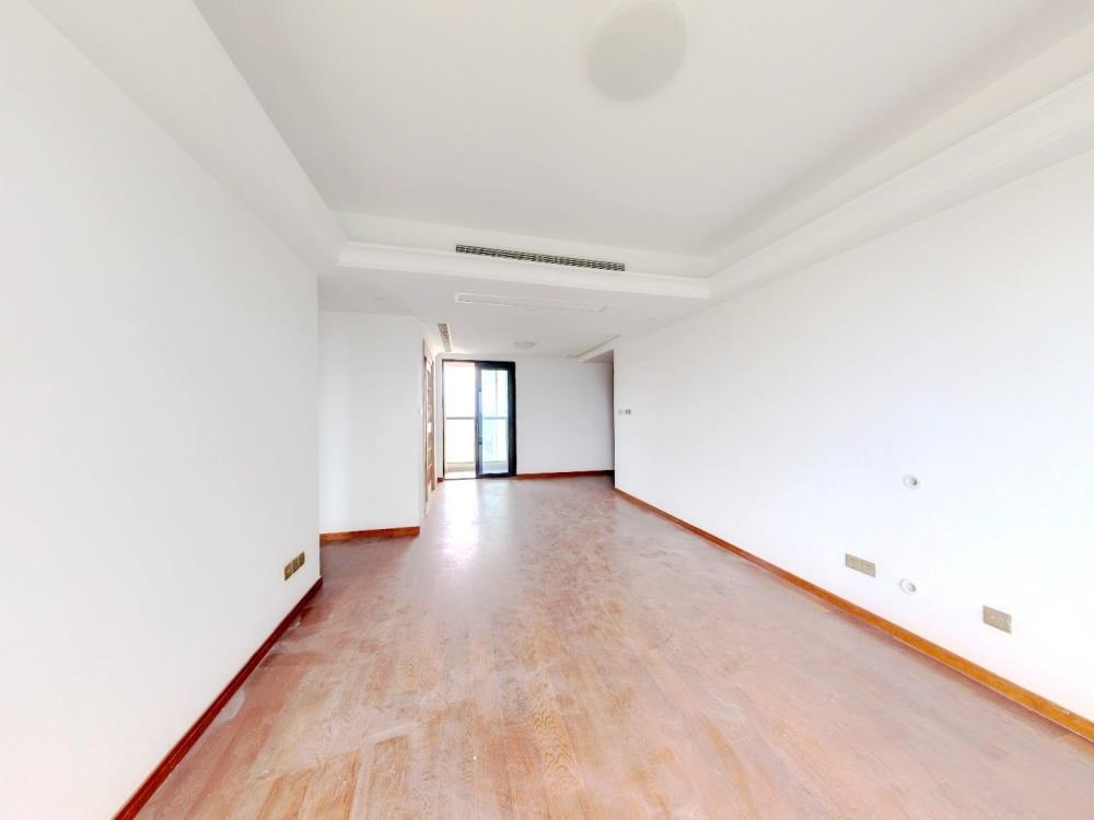 雍华府 3室2厅2卫 114m&sup2;