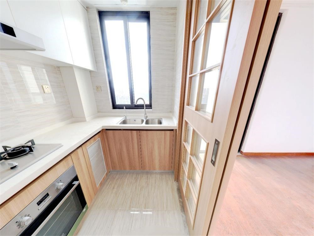 雍华府 3室2厅2卫 114m&sup2;