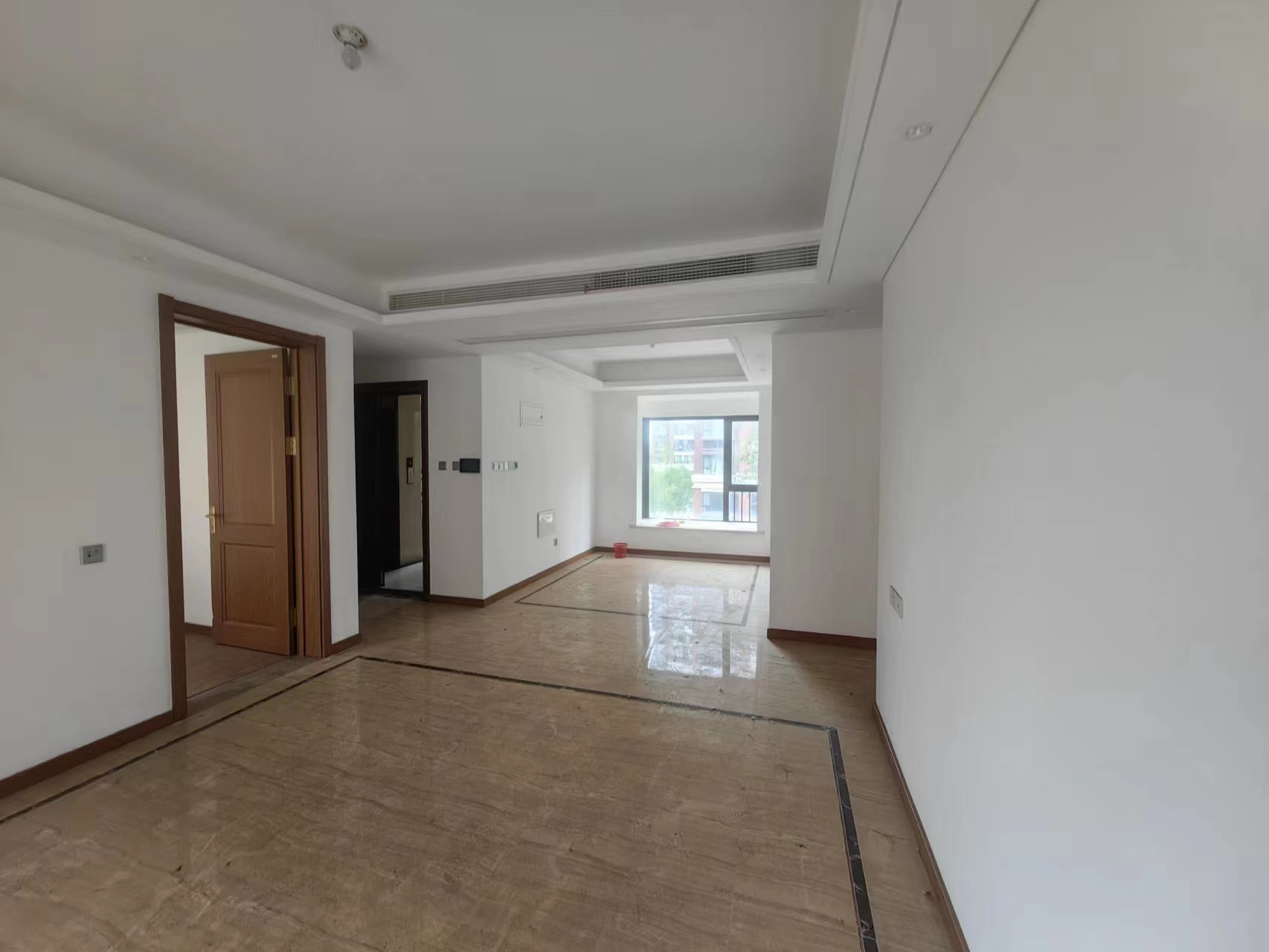 佳期漫 4室2厅1卫 120m&sup2;