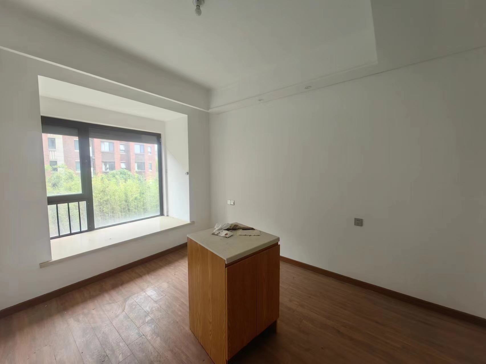 佳期漫 4室2厅1卫 120m&sup2;