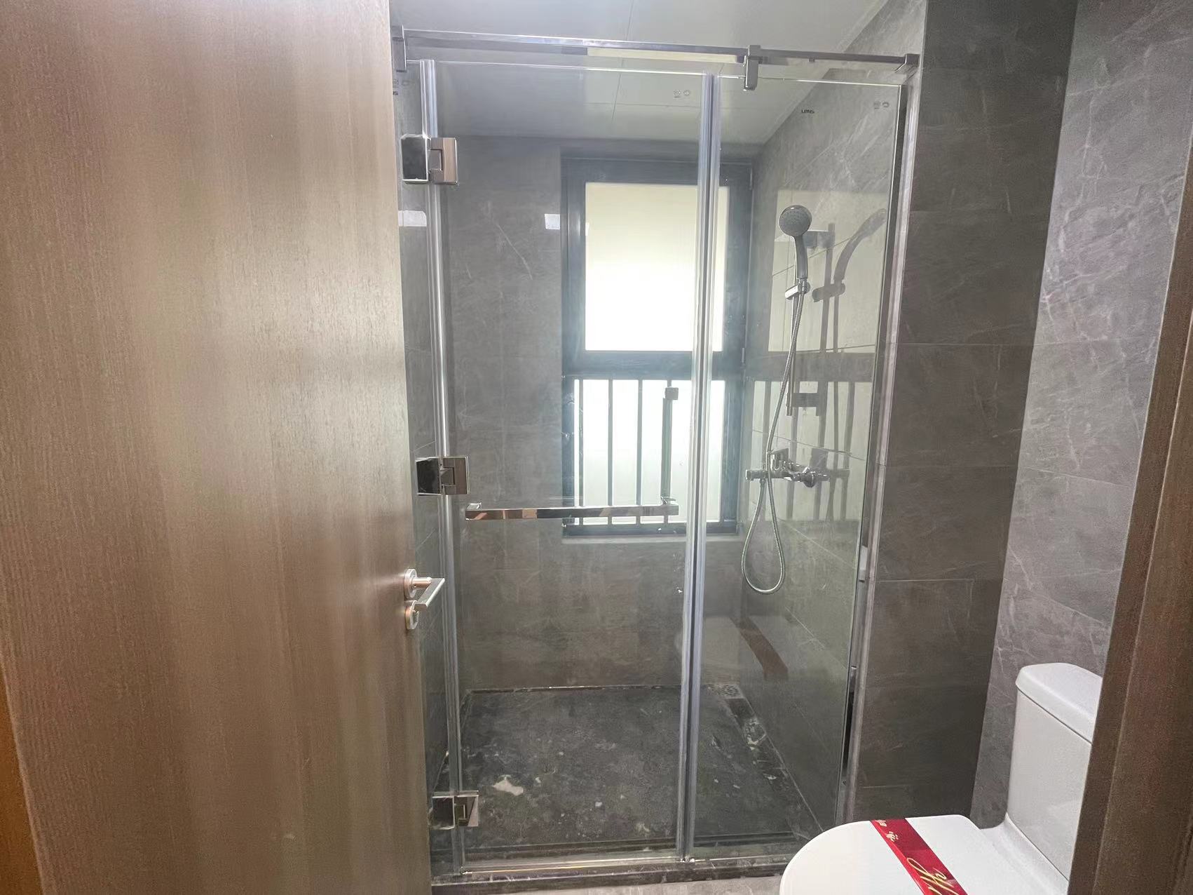 卓越华宸世纪025地块 3室2厅2卫 102m&sup2;
