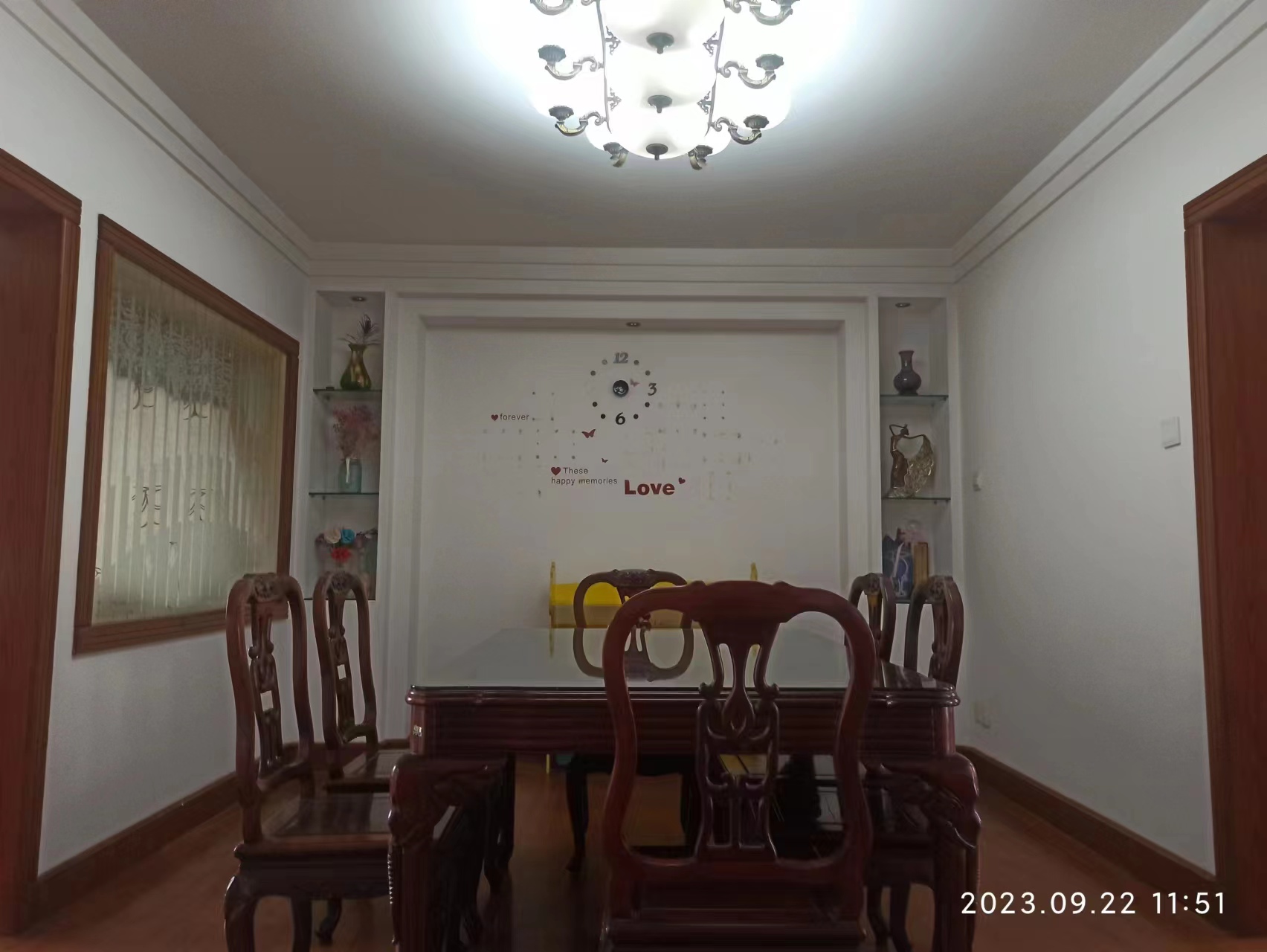 朝晖花园 3室2厅1卫 131m&sup2;