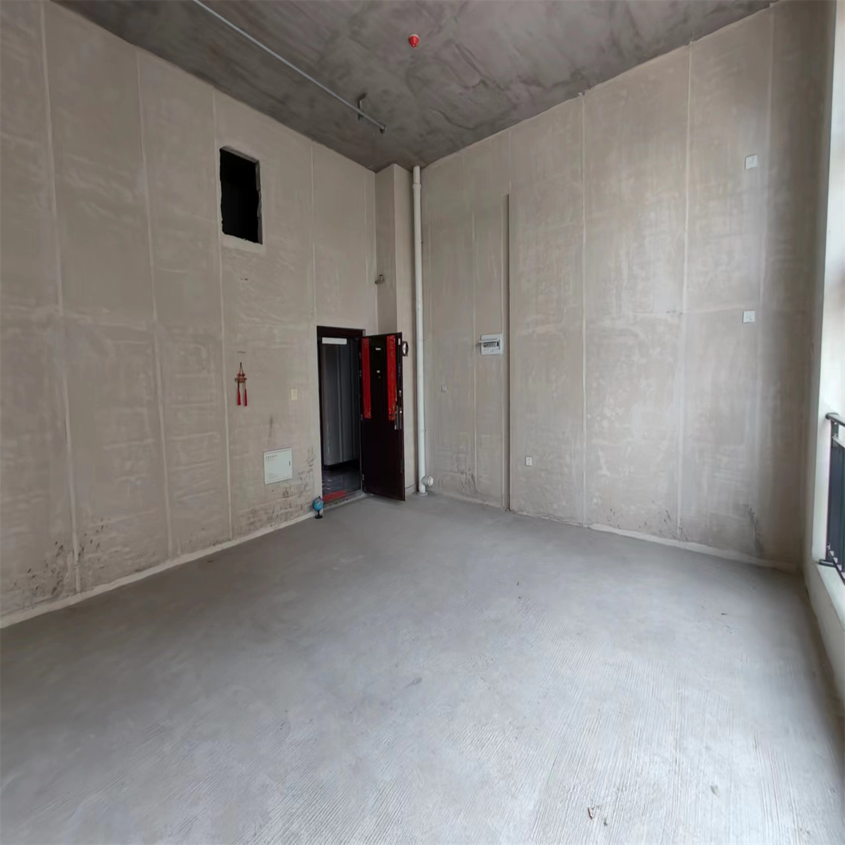 鸿运大厦 1室1厅1卫 50m²