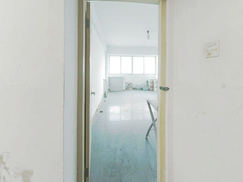 小石桥花苑 3室2厅1卫 138m&sup2;