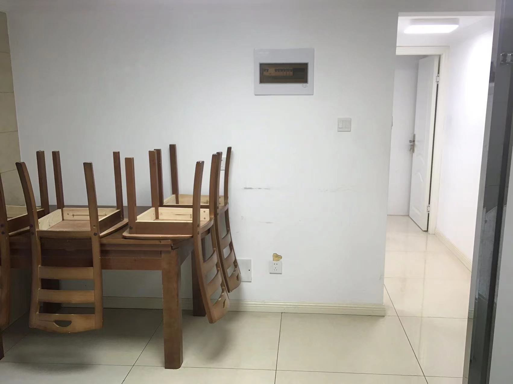 汇富花苑 2室1厅1卫 60m&sup2;