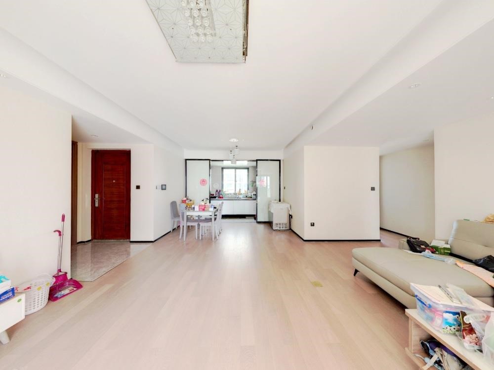 万科翡翠东第 3室2厅2卫 130.42m&sup2;